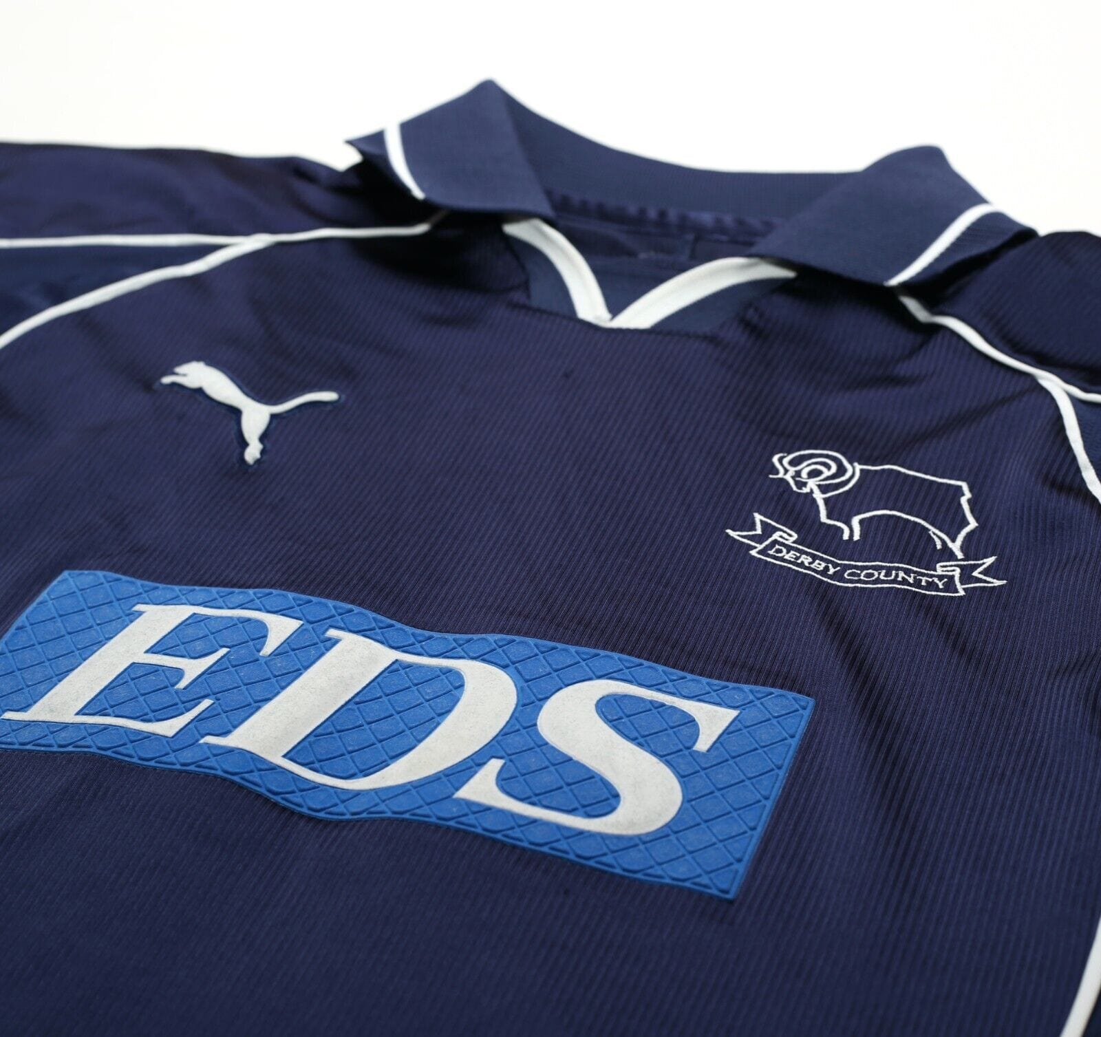 2000/01 Kinkladze #10 Derby County Vintage PUMA Home 2000/01 Kinkladze #10 Derby County Vintage PUMA Home