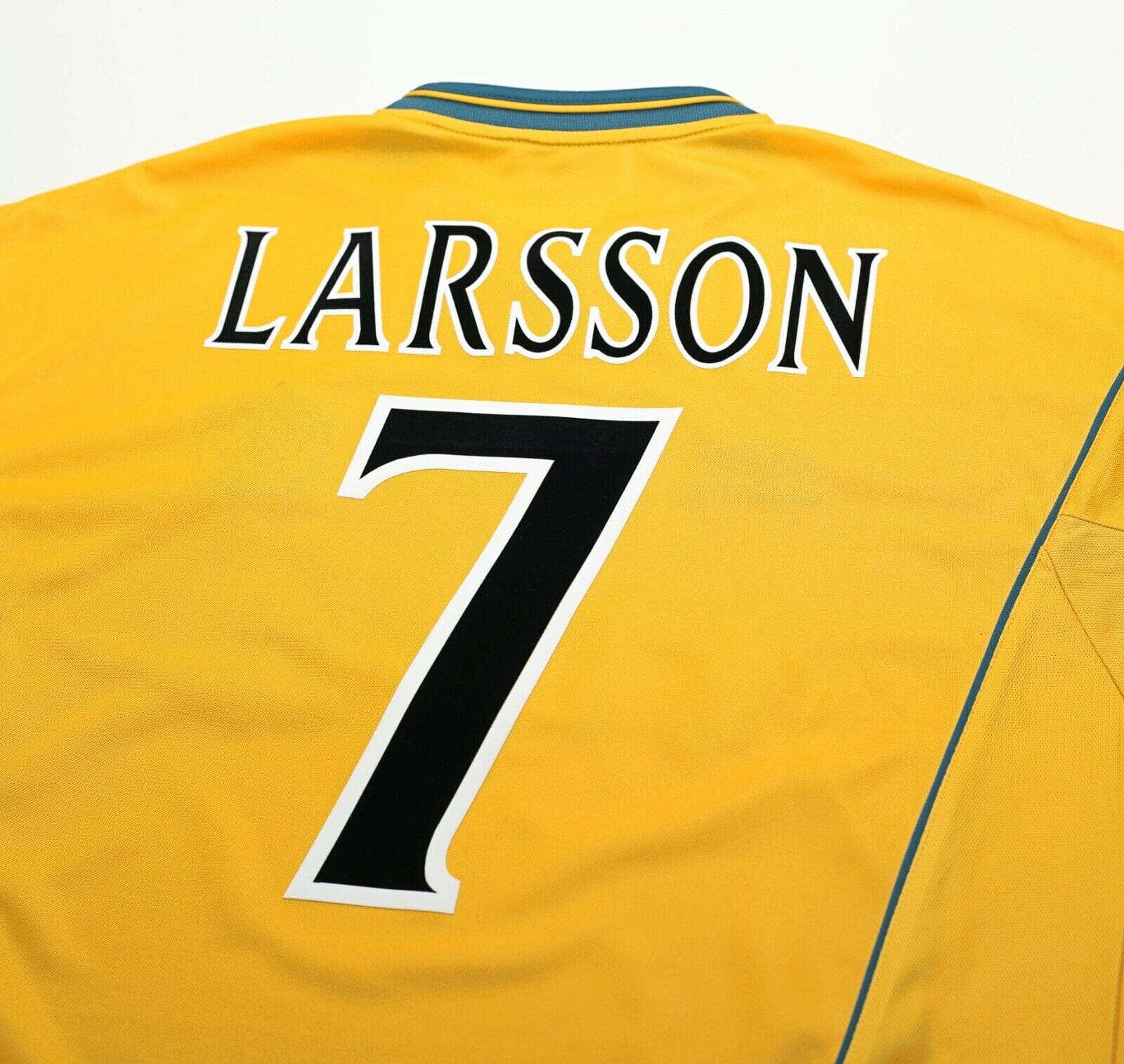 2000/01 LARSSON #7 Celtic Vintage Umbro Away Football Shirt (L) Sweden