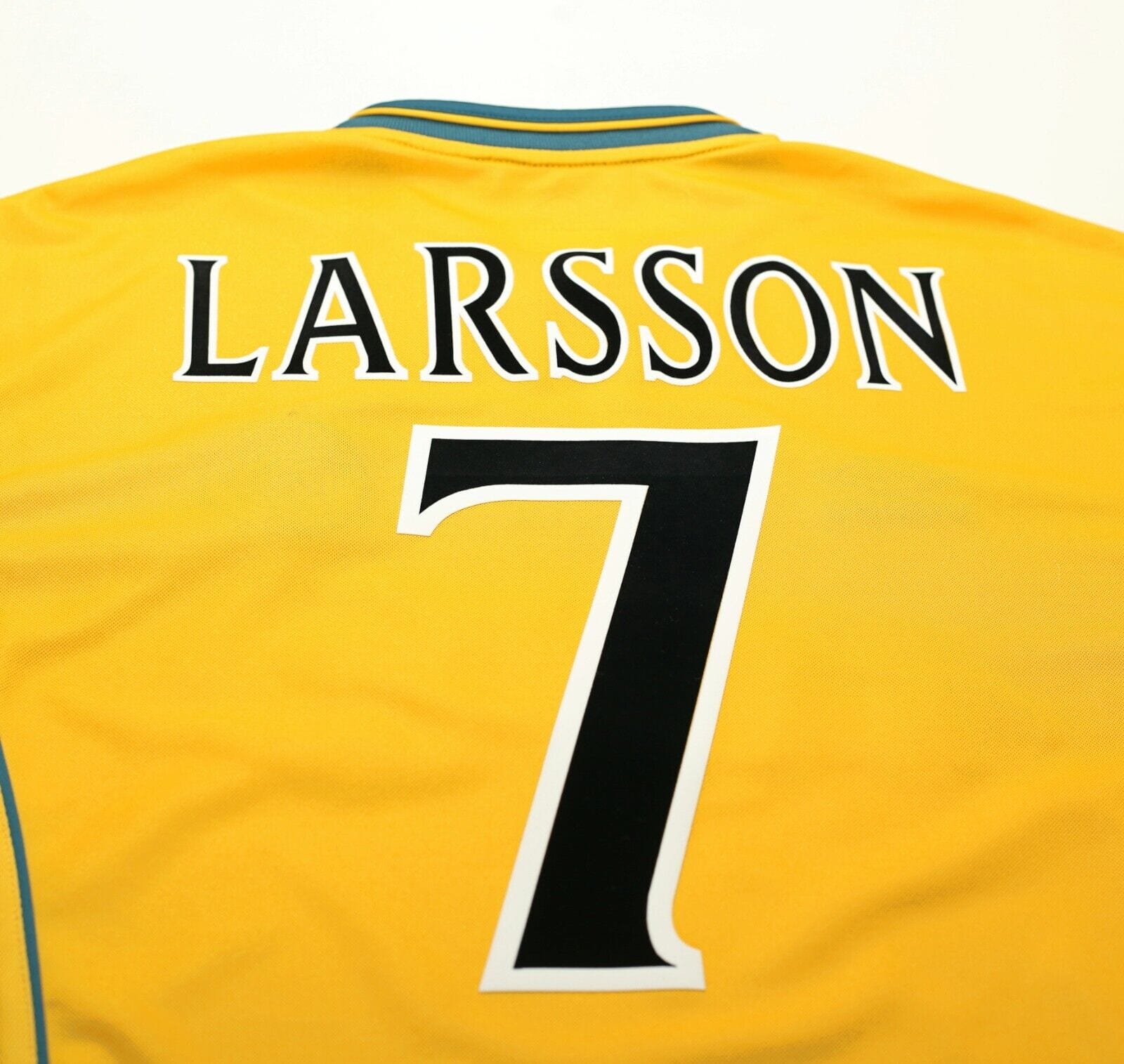 2000/01 LARSSON #7 Celtic Vintage Umbro Away Football Shirt (L) Sweden