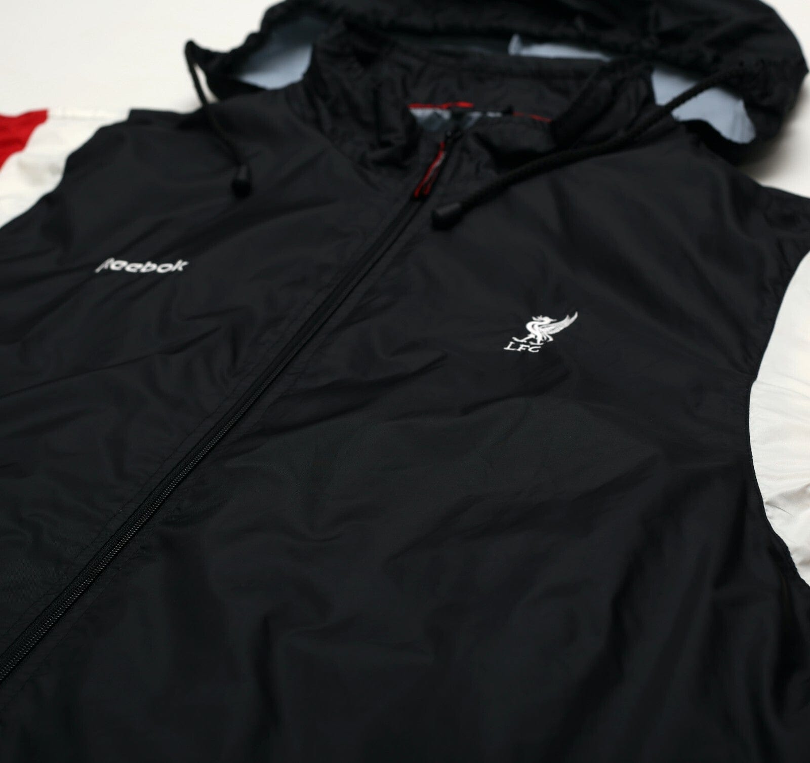 2000/01 LIVERPOOL Vintage Reebok Hooded Football Rain Coat Jacket (XL)