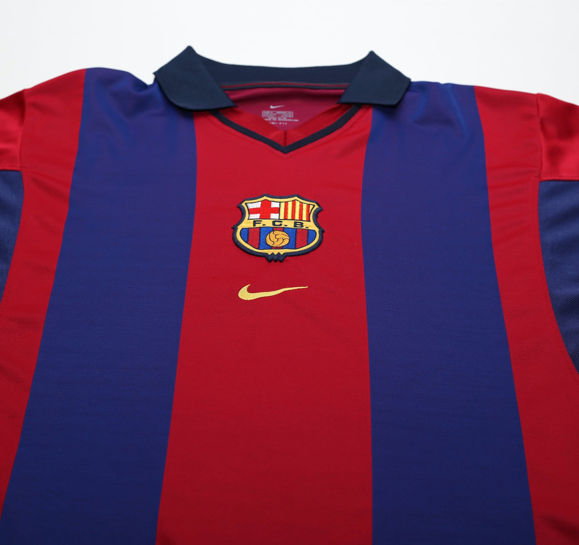 2000/01 RIVALDO #10 Barcelona Vintage Nike Home Football Shirt (S)