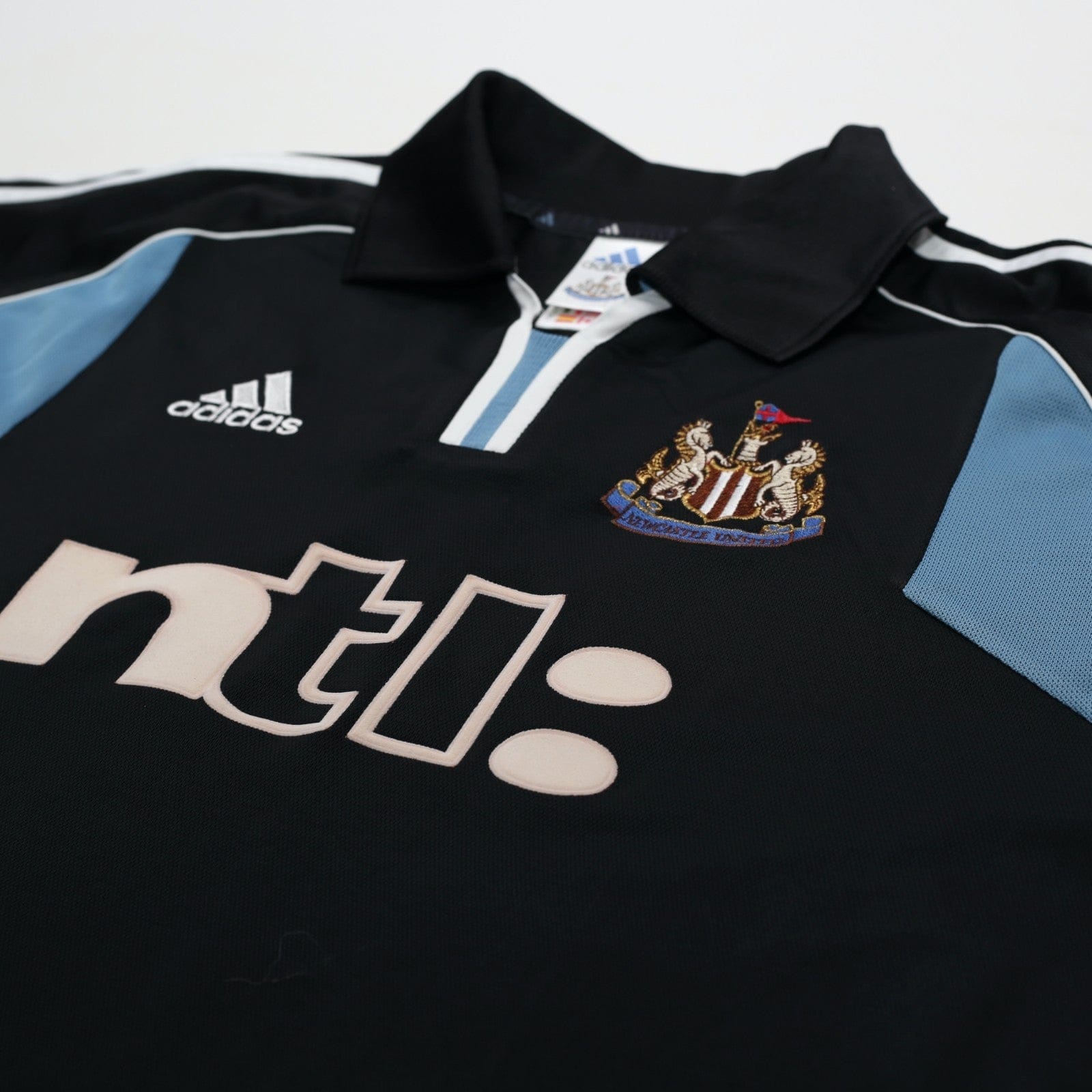 2000/01 Shearer #9 Newcastle United Vintage adidas Away Football Shirt (L)