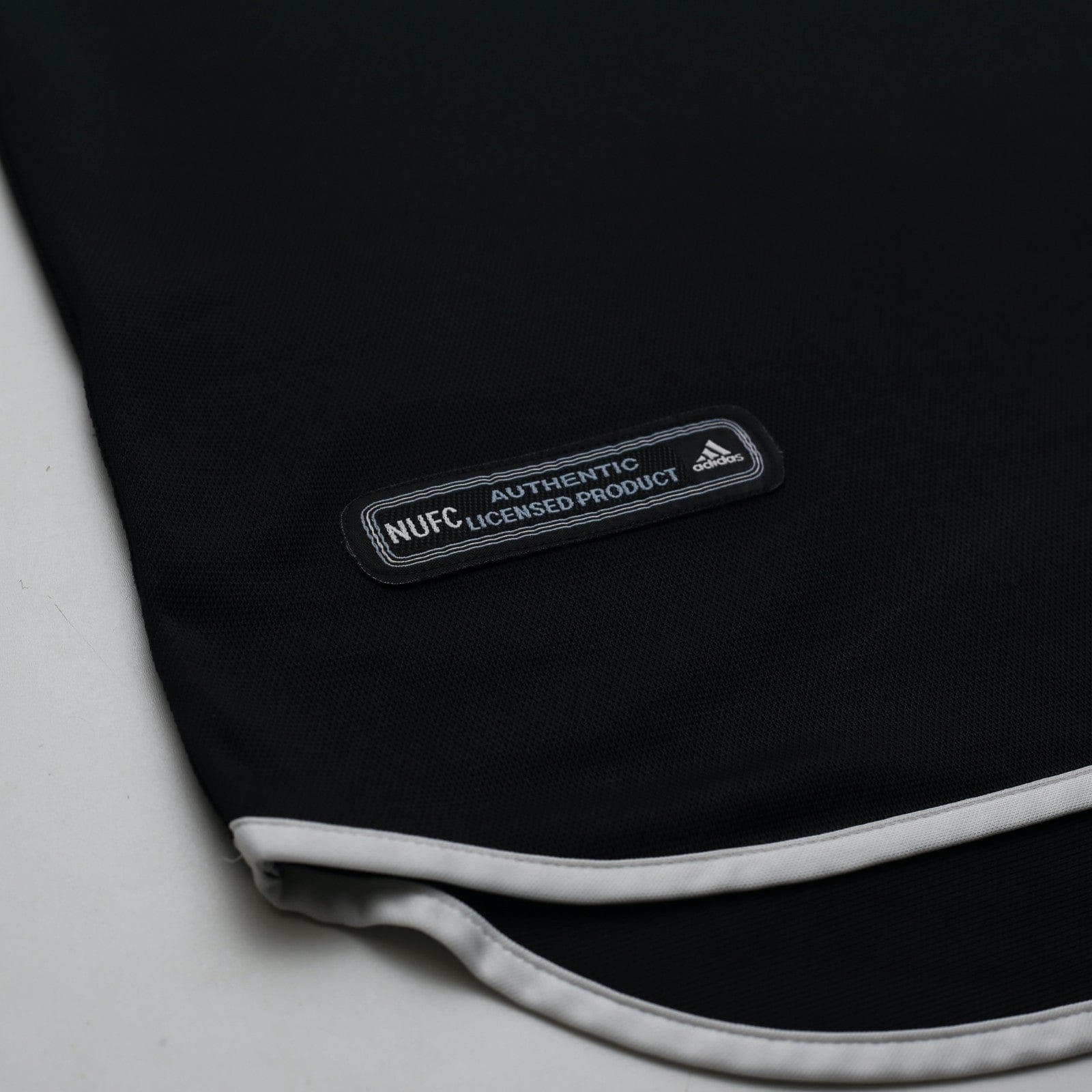 2000/01 Shearer #9 Newcastle United Vintage adidas Away Football Shirt (L)