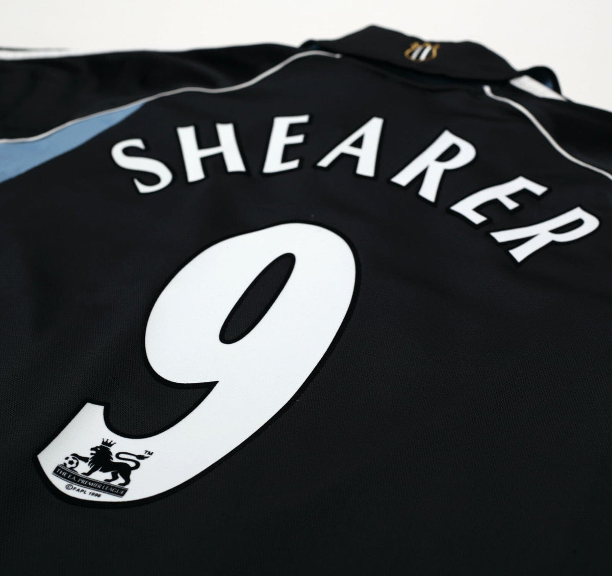 2000/01 SHEARER #9 Newcastle United Vintage adidas Away Football Shirt (S)