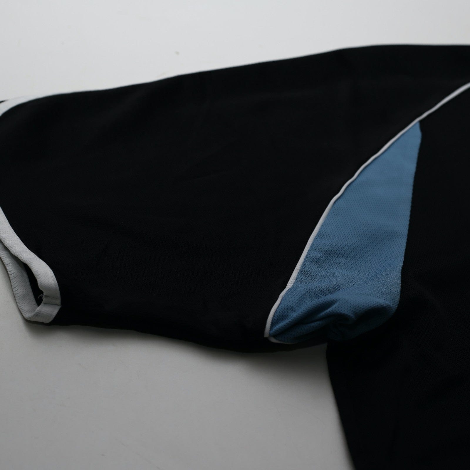 2000/01 Shearer #9 Newcastle United Vintage adidas Away Football Shirt (XL)