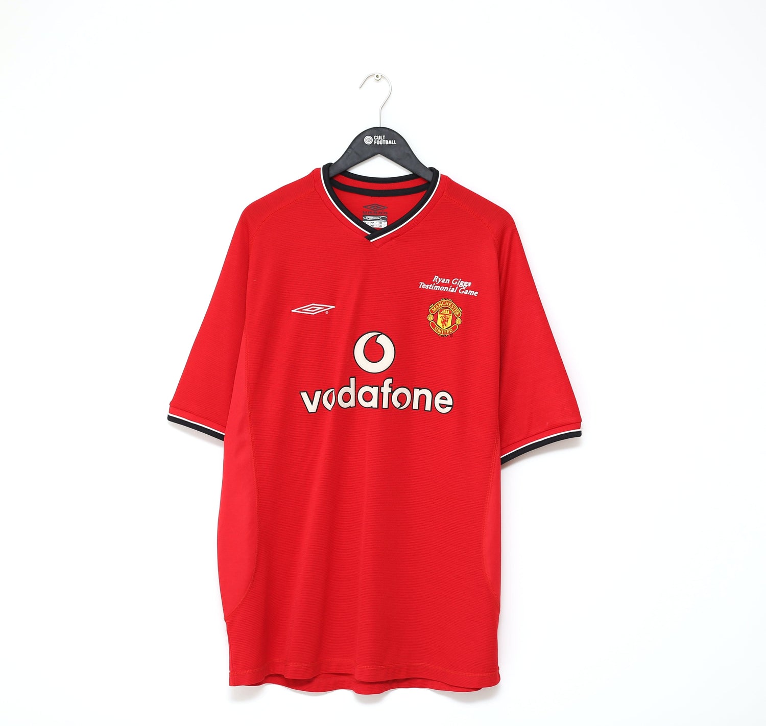 2000-02-cantona-7-manchester-