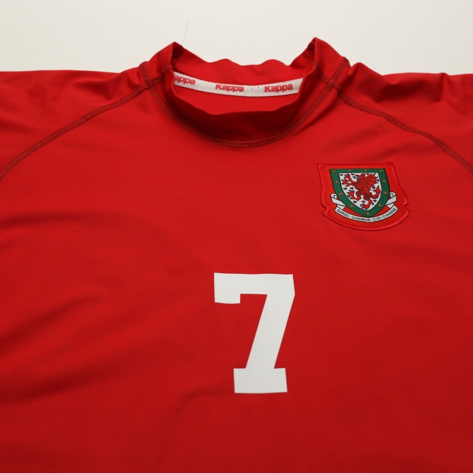 2000/02 Earnshaw #7 Wales Vintage Kappa Home Football Shirt (M/L)