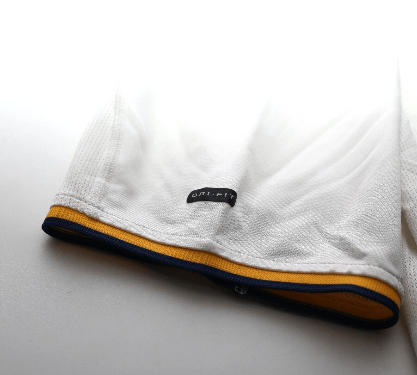 2000/02 FIGO #7 Portugal Vintage Nike Away Football Shirt (M) Euro 2000