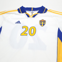 2000/02 Larsson #20 Sweden Vintage adidas Away Football Shirt (XL) Euro 2000