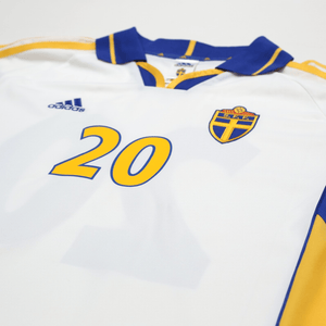 2000/02 Larsson #20 Sweden Vintage adidas Away Football Shirt (XL) Euro 2000