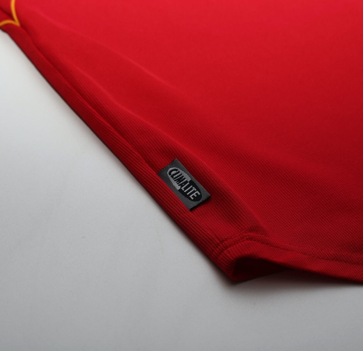 2000/02 MENDIETA #16 Spain Vintage adidas Home Football Shirt (XL) Euro 2000