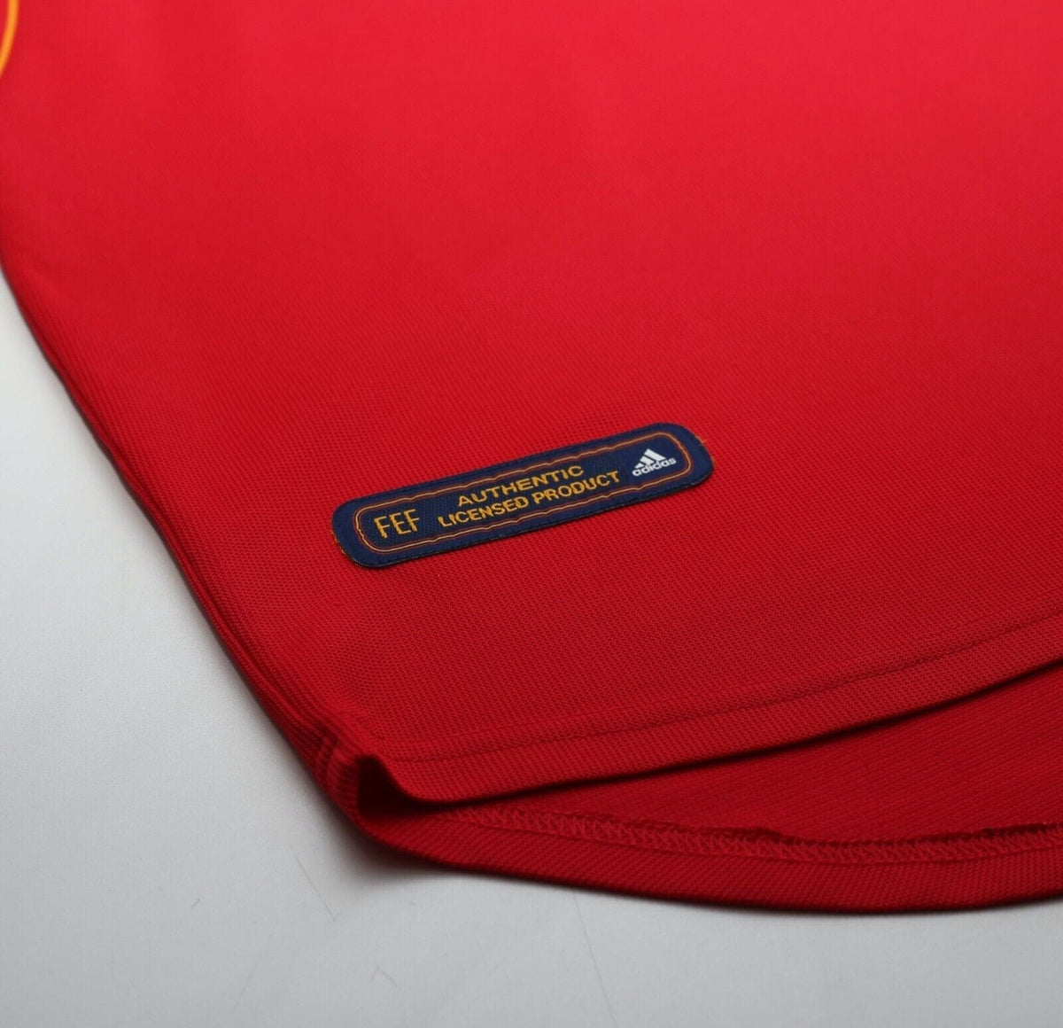 2000/02 MENDIETA #16 Spain Vintage adidas Home Football Shirt (XL) Euro 2000