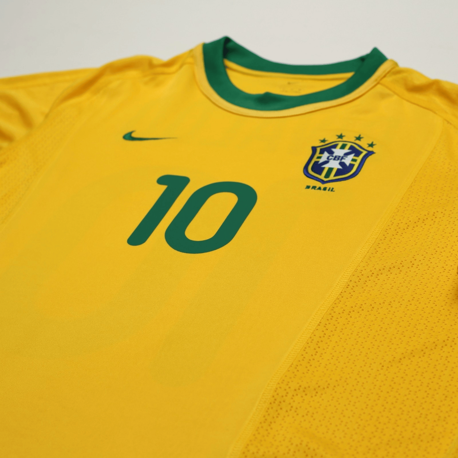 2000/02 Rivaldo #10 Brazil Vintage Nike Home Football Shirt (M)