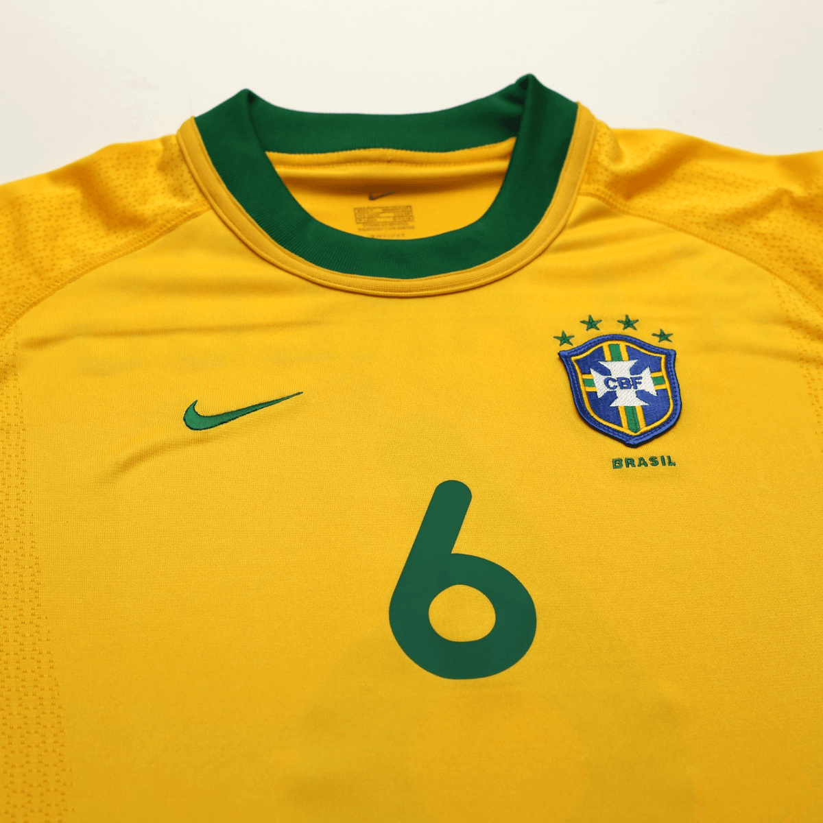2000/02 Roberto Carlos #6 Brazil Vintage Nike Home Football Shirt (S/M)
