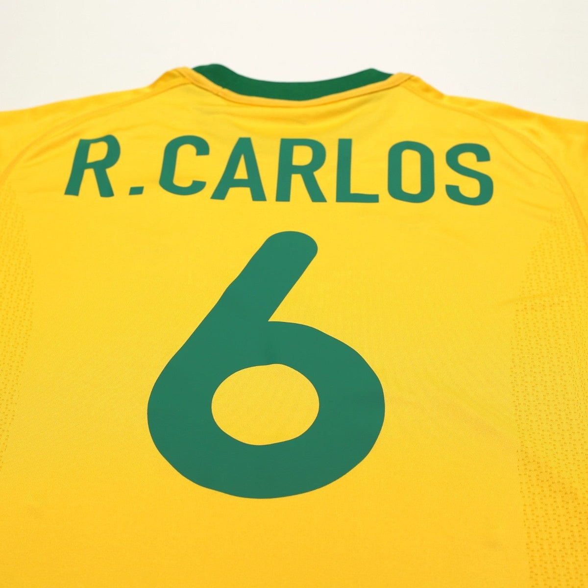 2000/02 Roberto Carlos #6 Brazil Vintage Nike Home Football Shirt (S/M)