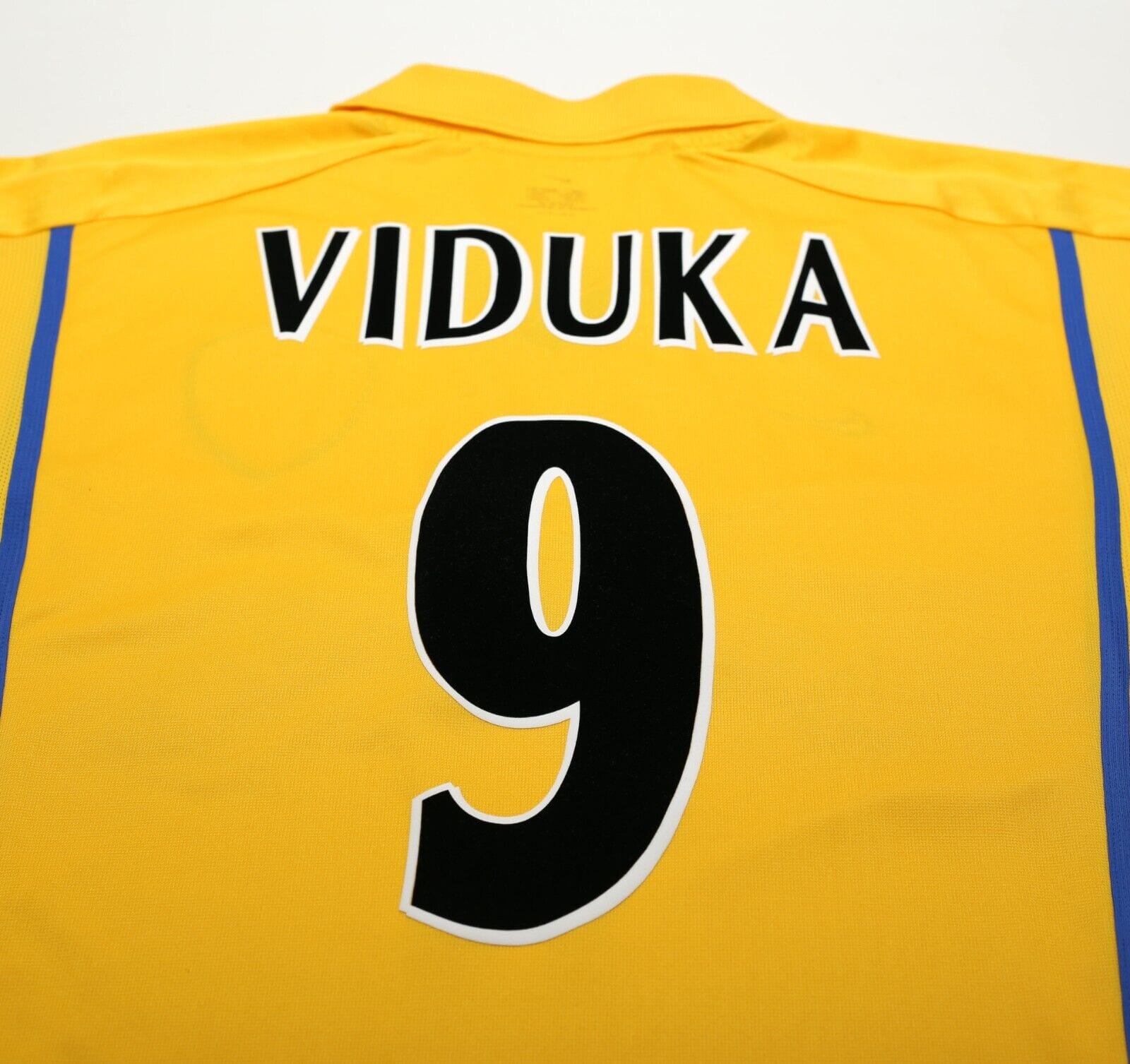 2000/02 VIDUKA #9 Leeds United Vintage Nike Away Football Shirt (L)