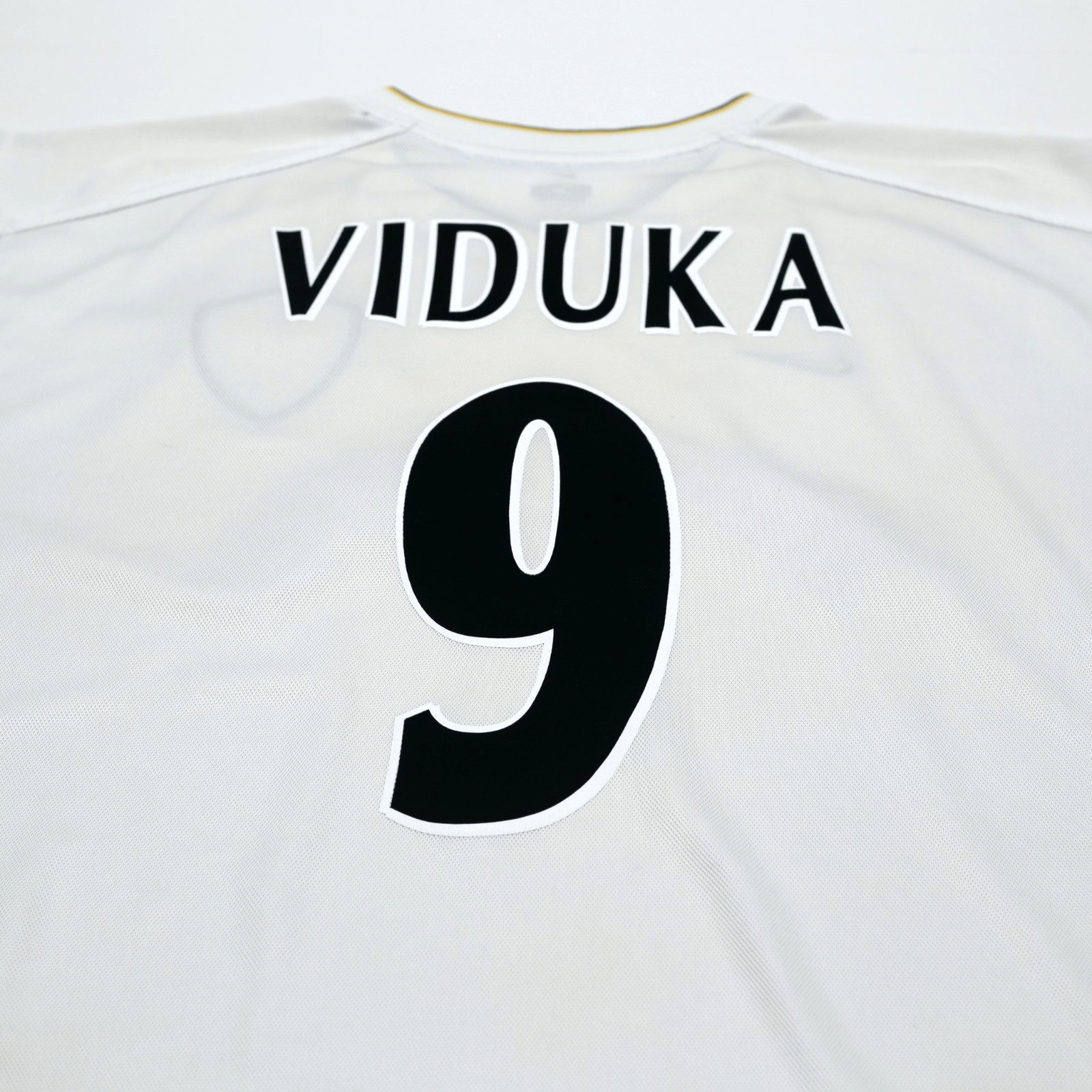 2000/02 Viduka #9 Leeds United Vintage Nike Home Football Shirt (L)
