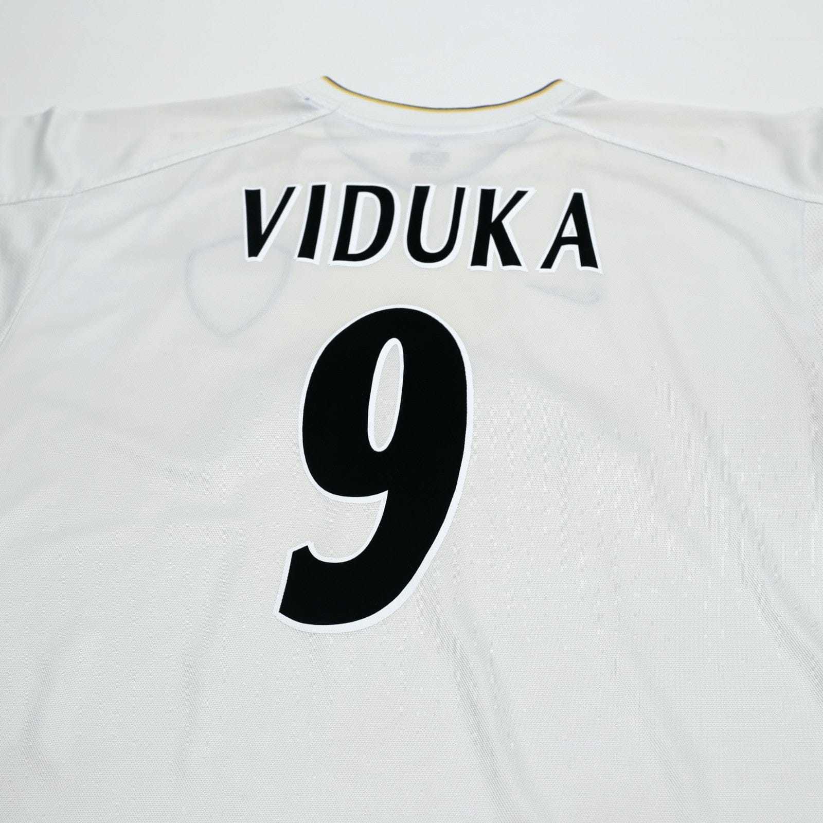 2000/02 Viduka #9 Leeds United Vintage Nike Home Football Shirt (L)