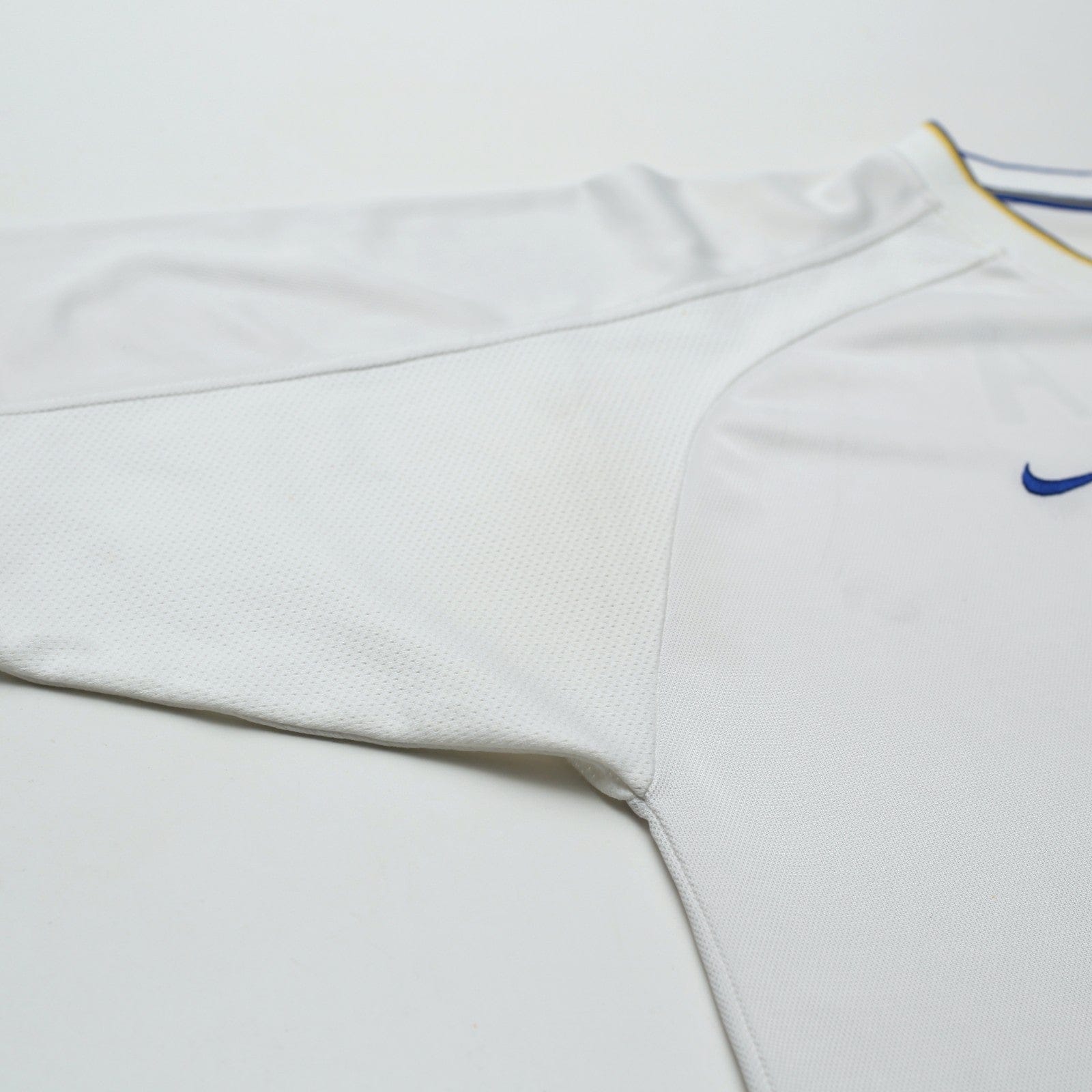 2000/02 Viduka #9 Leeds United Vintage Nike Home Football Shirt (L)
