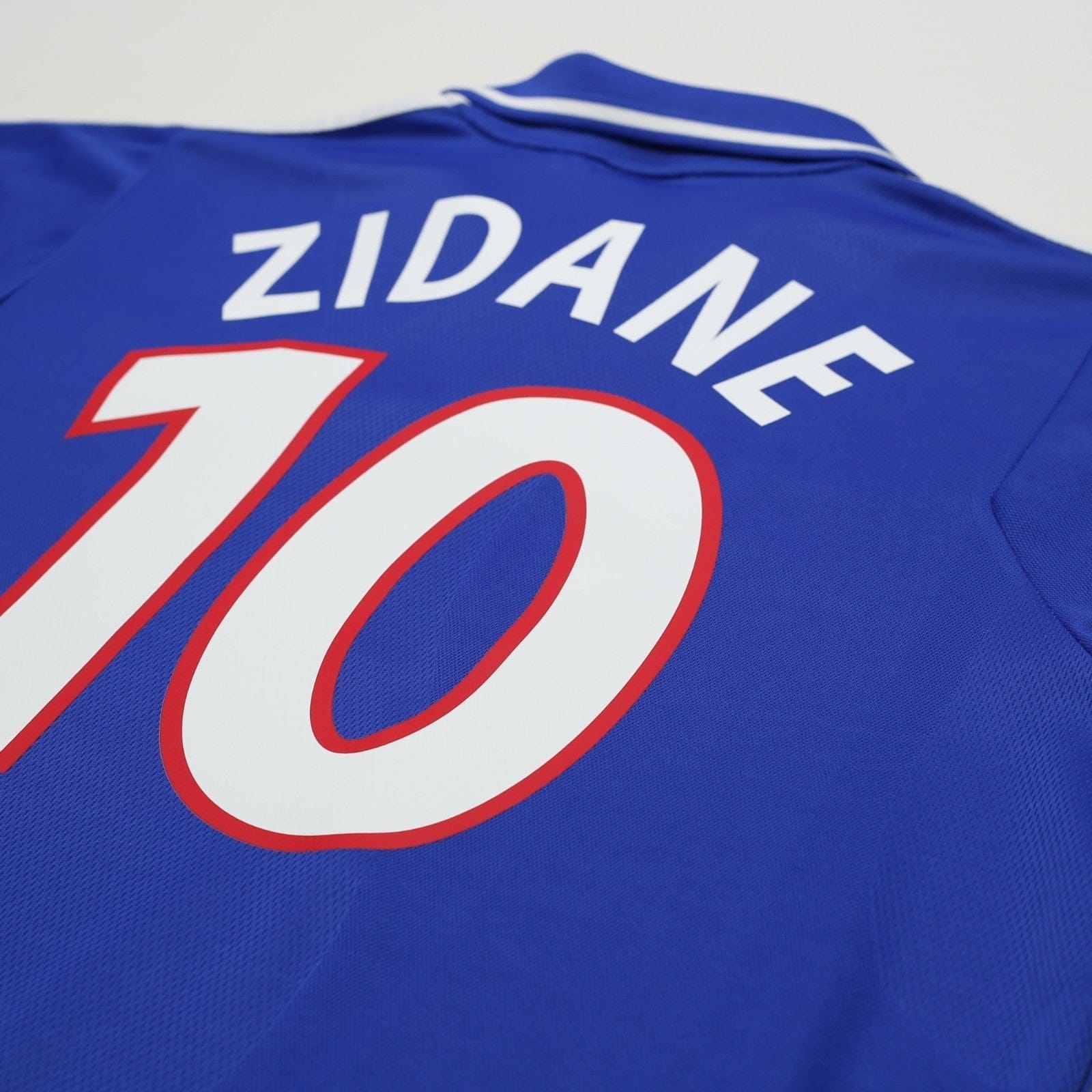 2000/02 Zidane #10 France Vintage adidas Home Football Shirt (XL) Euro 2000