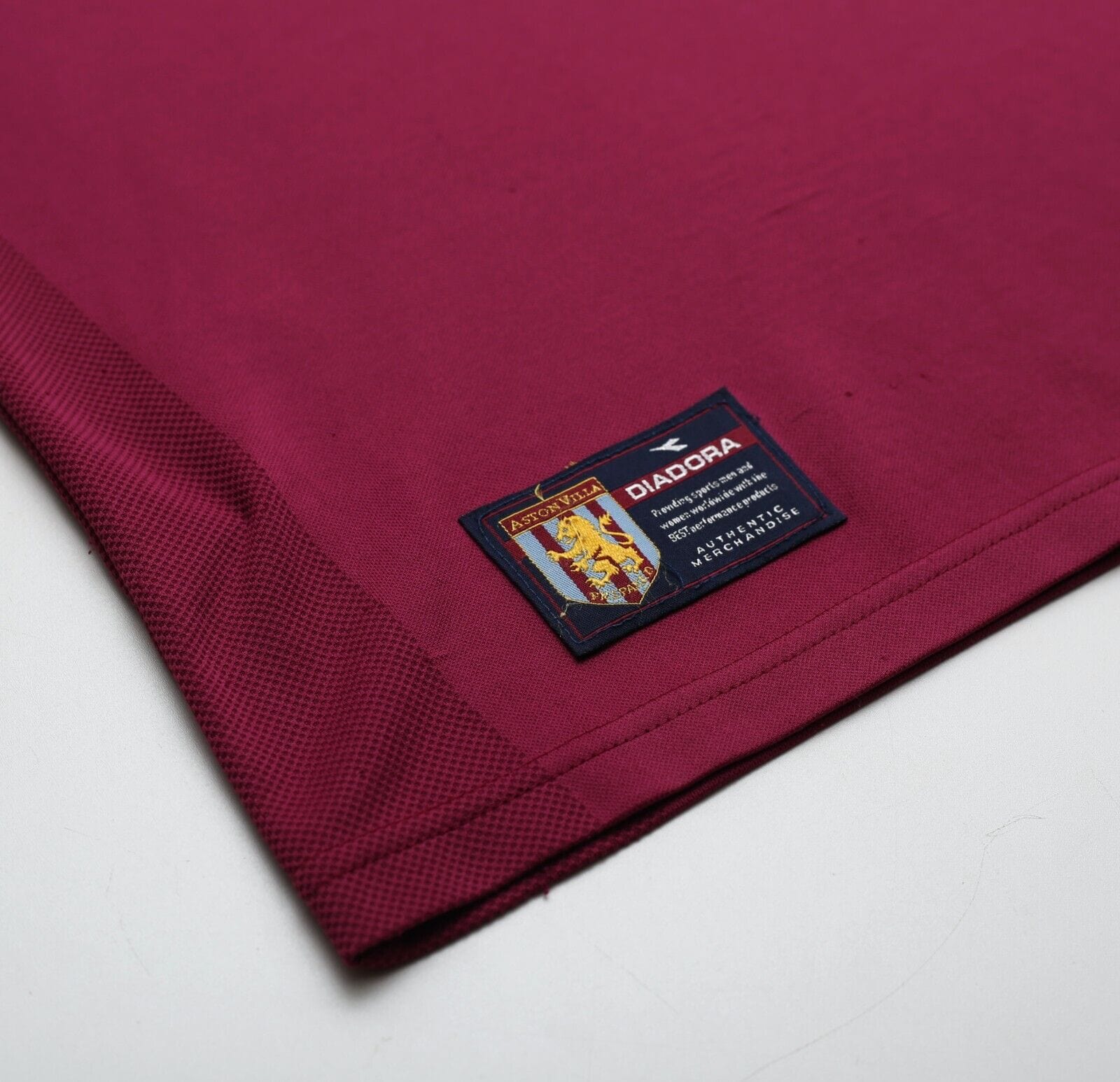 2001/02 ANGEL #8 Aston Villa Vintage Diadora Football Shirt
