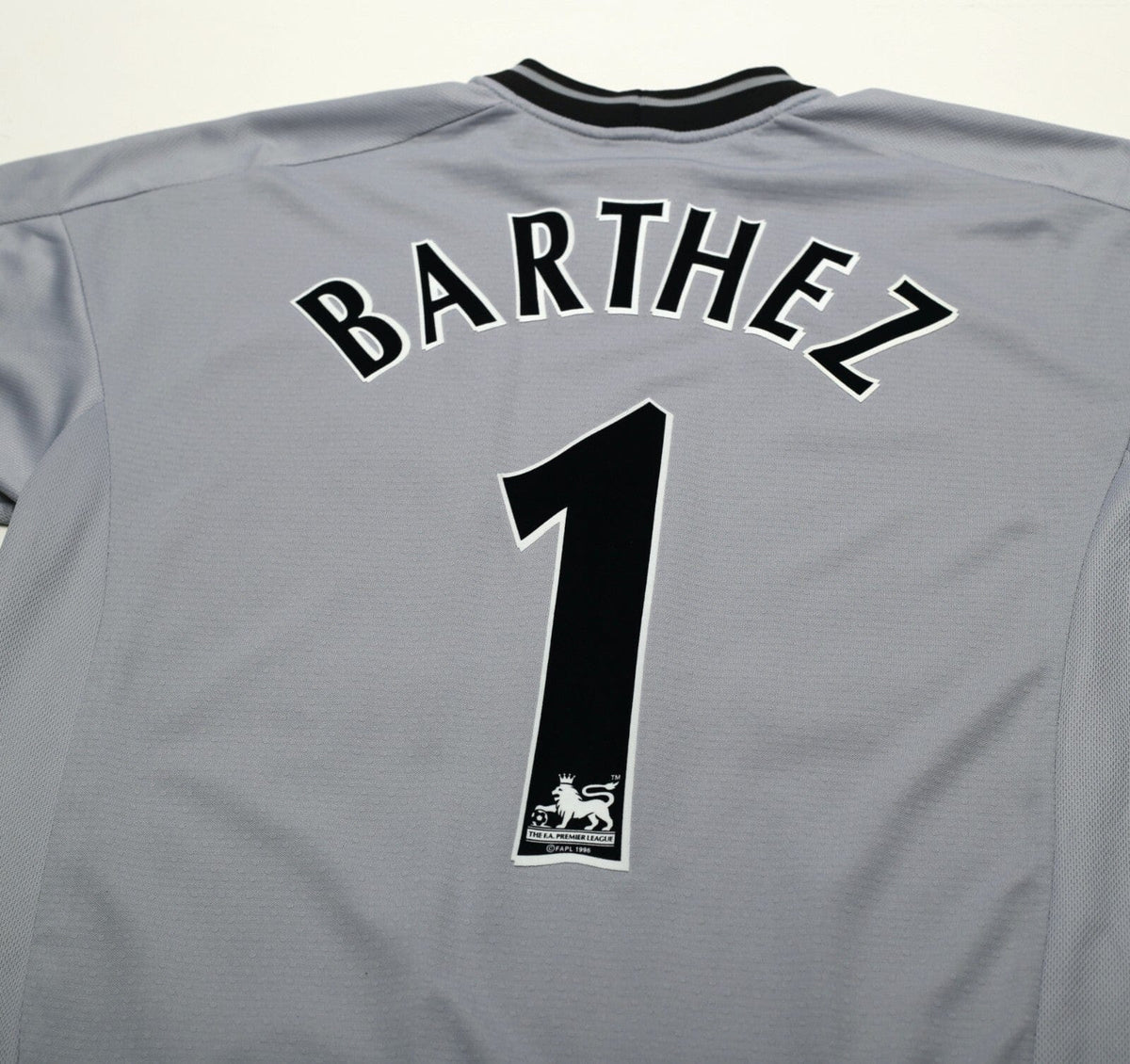 2001/02 BARTHEZ #1 Manchester United Vintage Umbro GK Football Shirt (M)