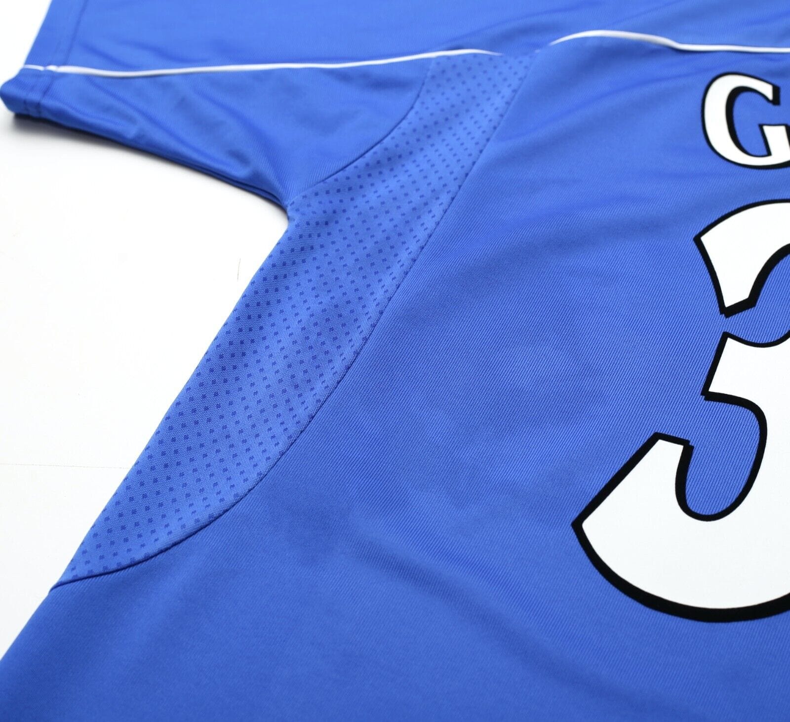 2001/02 GEORGE #33 Ipswich Town Vintage PUNCH UEFA Cup Football Shirt Jersey (L)