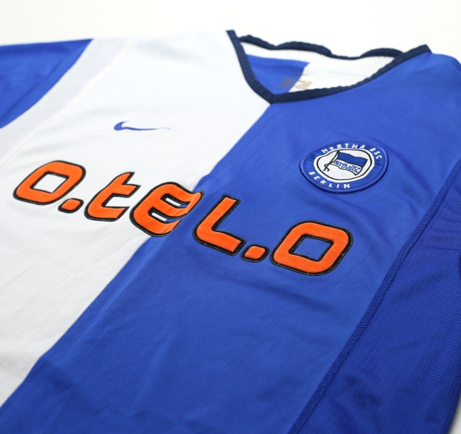 2001/02 HERTHA BERLIN Vintage Nike Home Football Shirt (M)