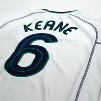2001/02 Keane #6 Ireland Vintage Umbro Away Football Shirt (XL)