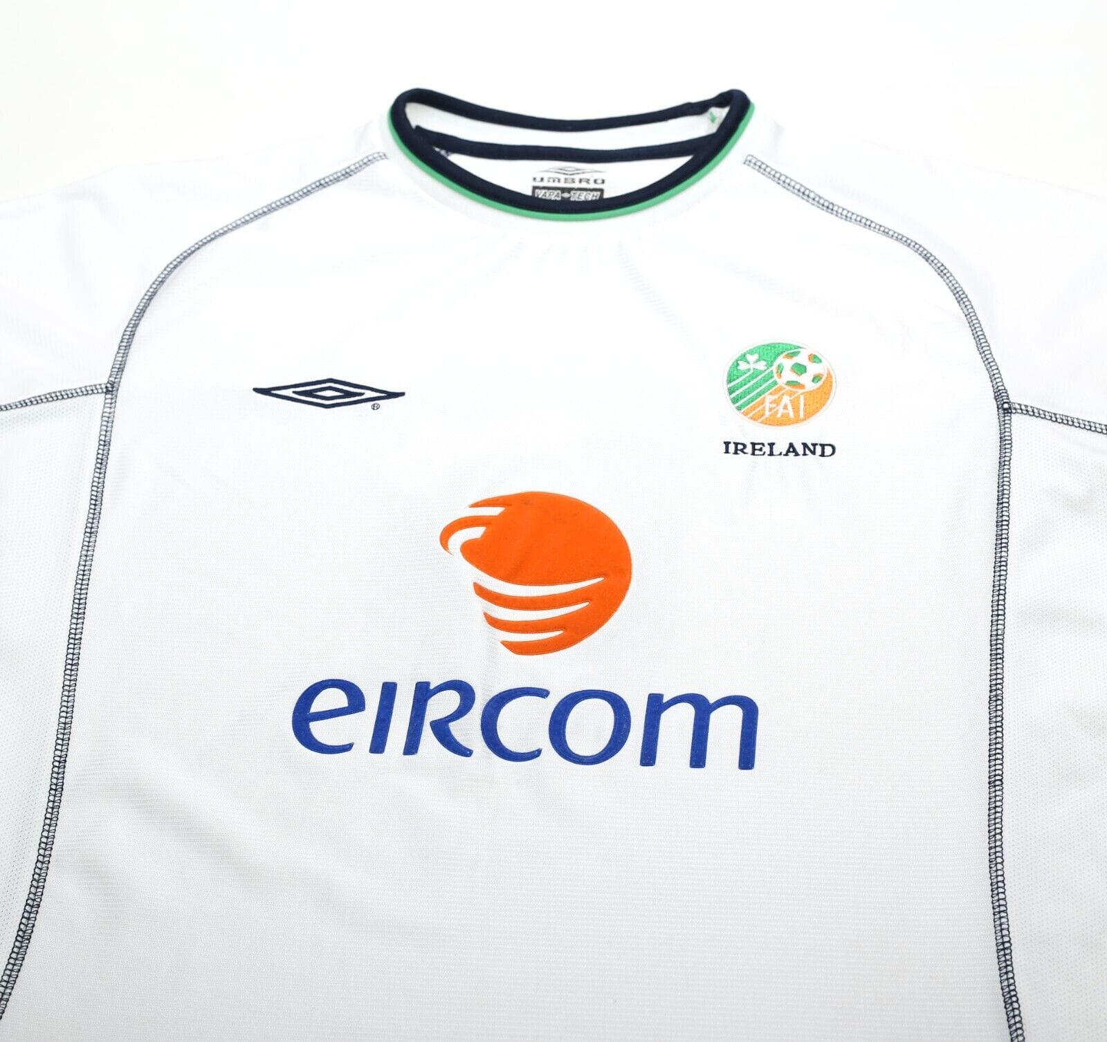 2001/02 KEANE #6 Ireland Vintage Umbro Away Football Shirt (XL)