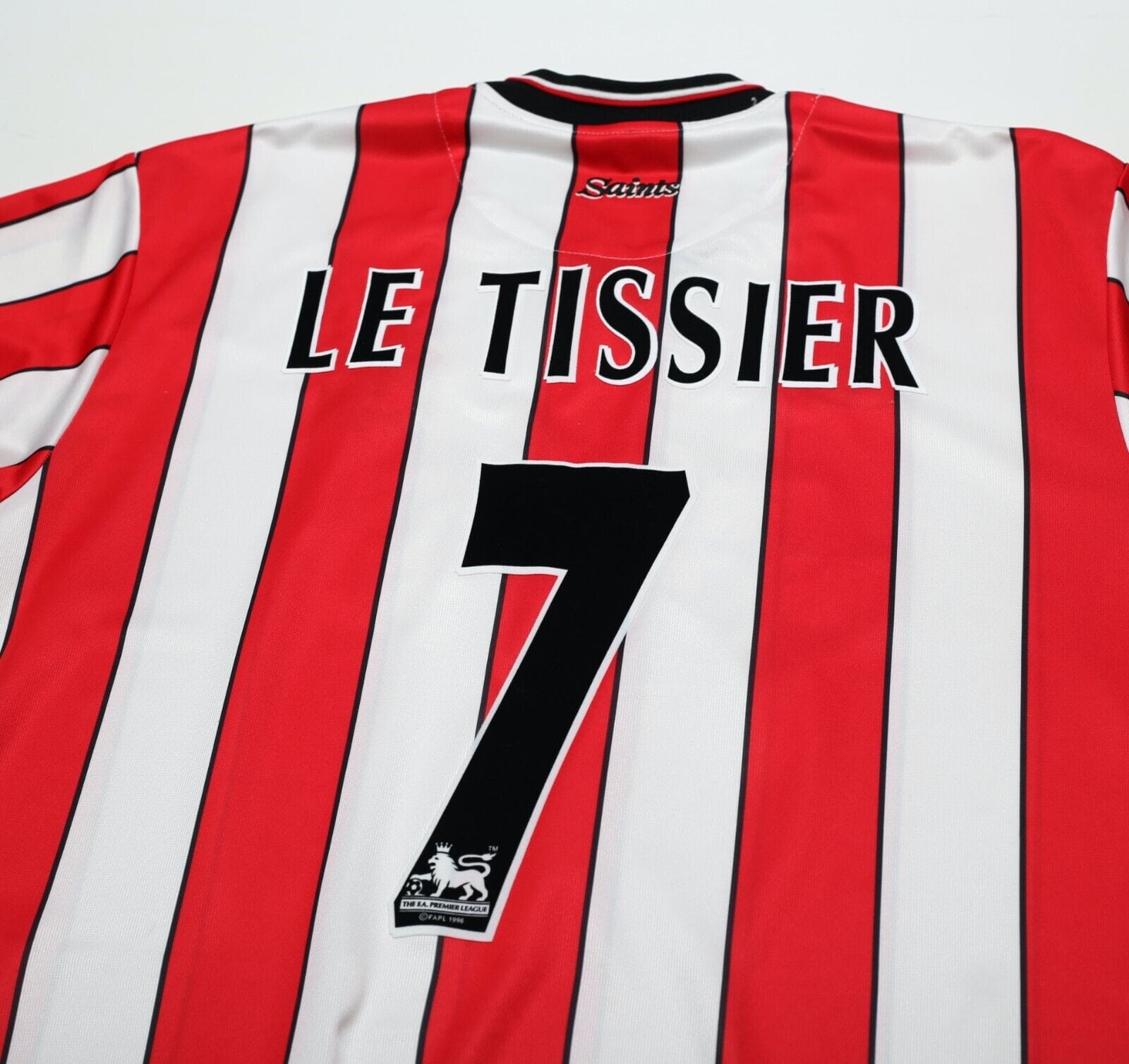 2001/02 LE TISSIER #7 Southampton Vintage Saints Home Football Shirt (XL)