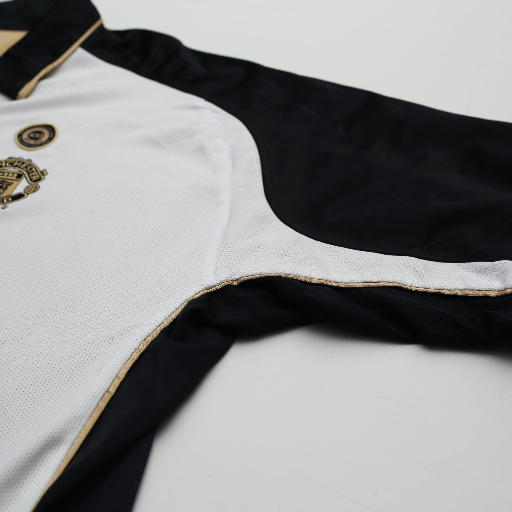 2001/02 Manchester United Vintage Umbro Centenary Away Football Shirt (XXL)