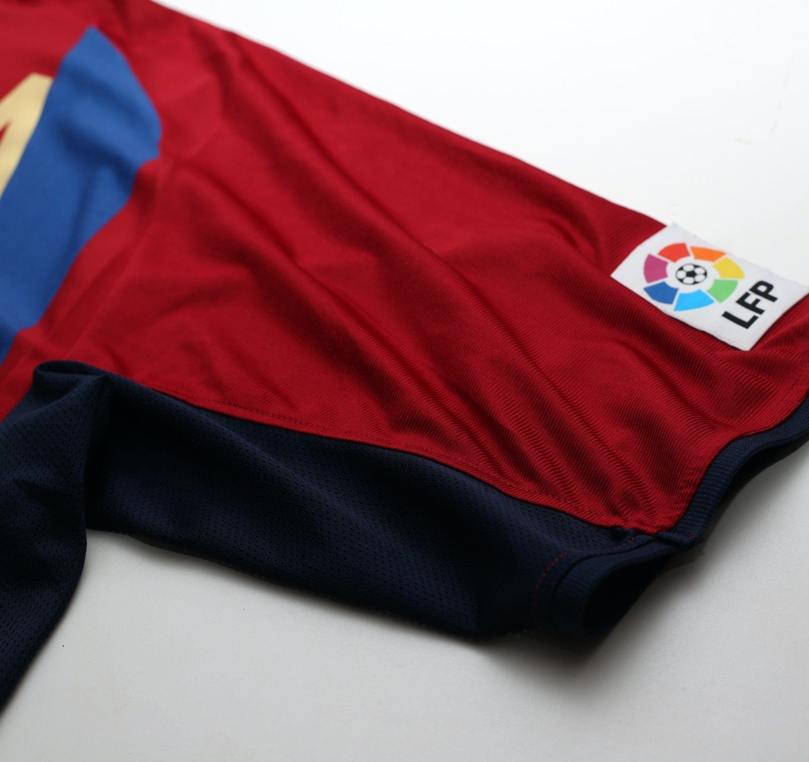 2001/02 SAVIOLA #7 Barcelona Vintage Nike Home Football Shirt (L)