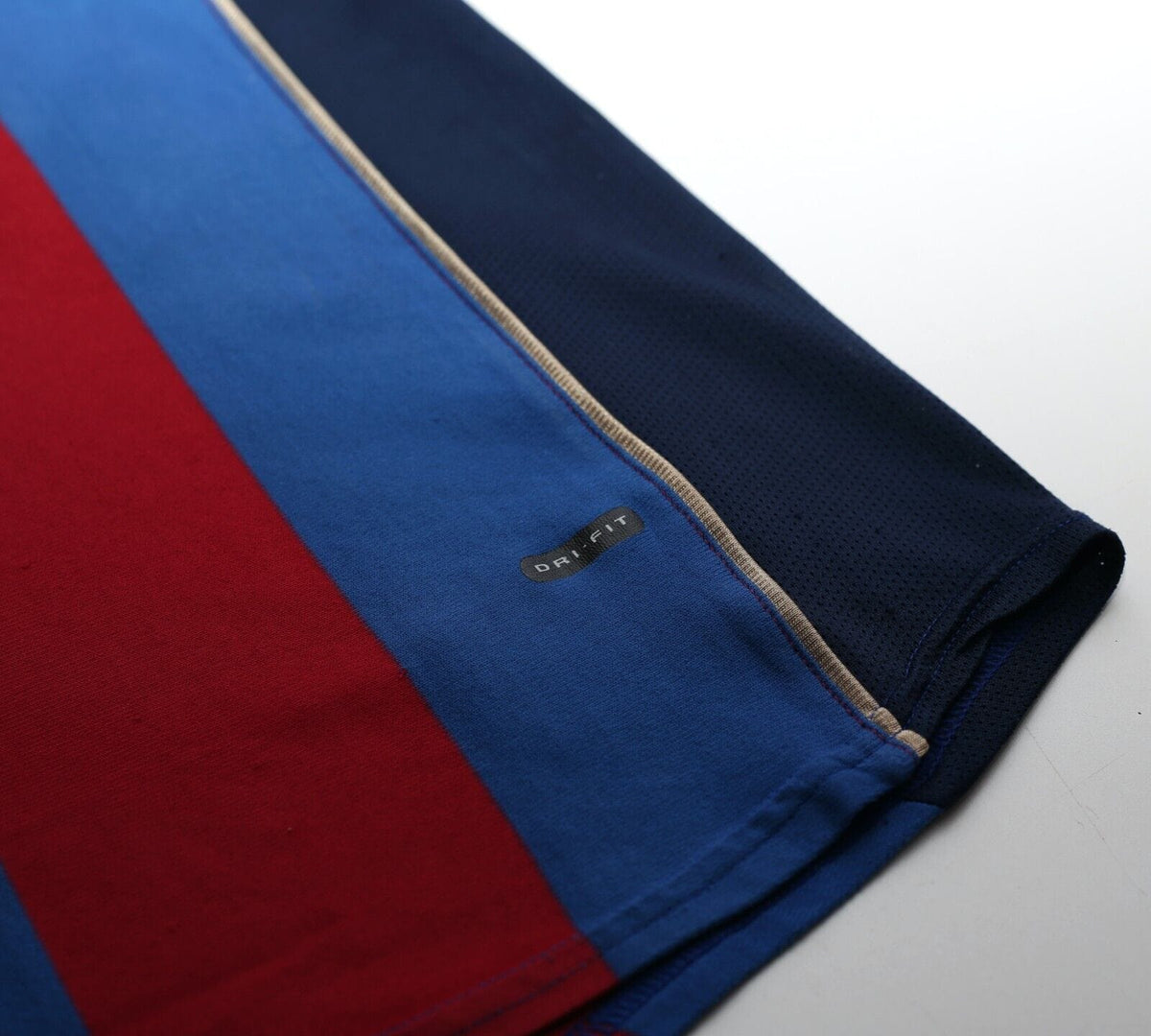 2001/02 SAVIOLA #7 Barcelona Vintage Nike Home Football Shirt (S)