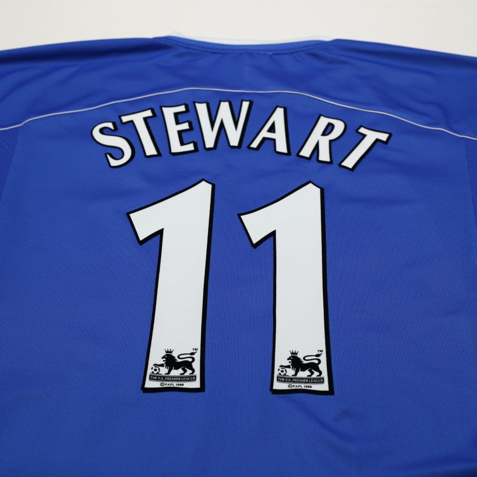 2001/02 Stewart #11 Ipswich Town Vintage PUNCH Home Football Shirt (XL)