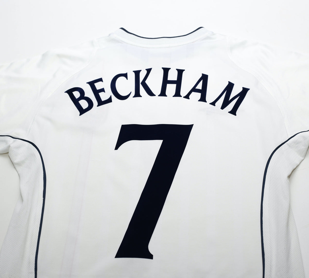 2001/03 BECKHAM #7 England Vintage Umbro Home Football Shirt (S)