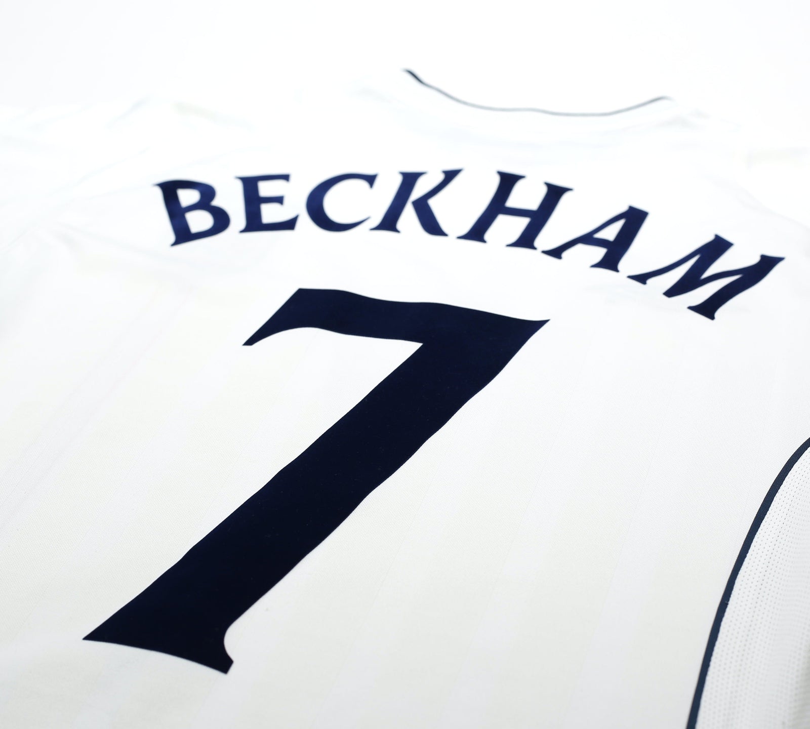 2001/03 BECKHAM #7 England Vintage Umbro Home Football Shirt (S)