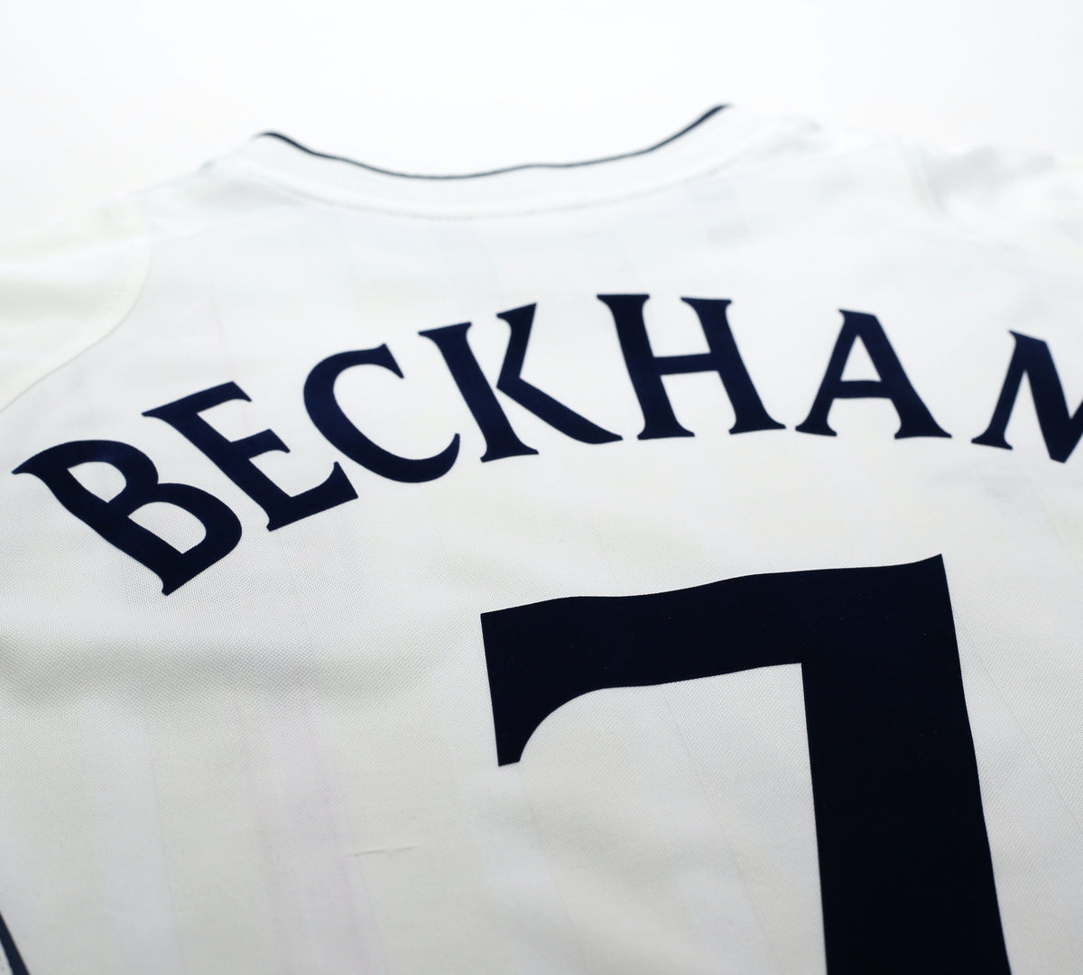 2001/03 BECKHAM #7 England Vintage Umbro Home Football Shirt (S)