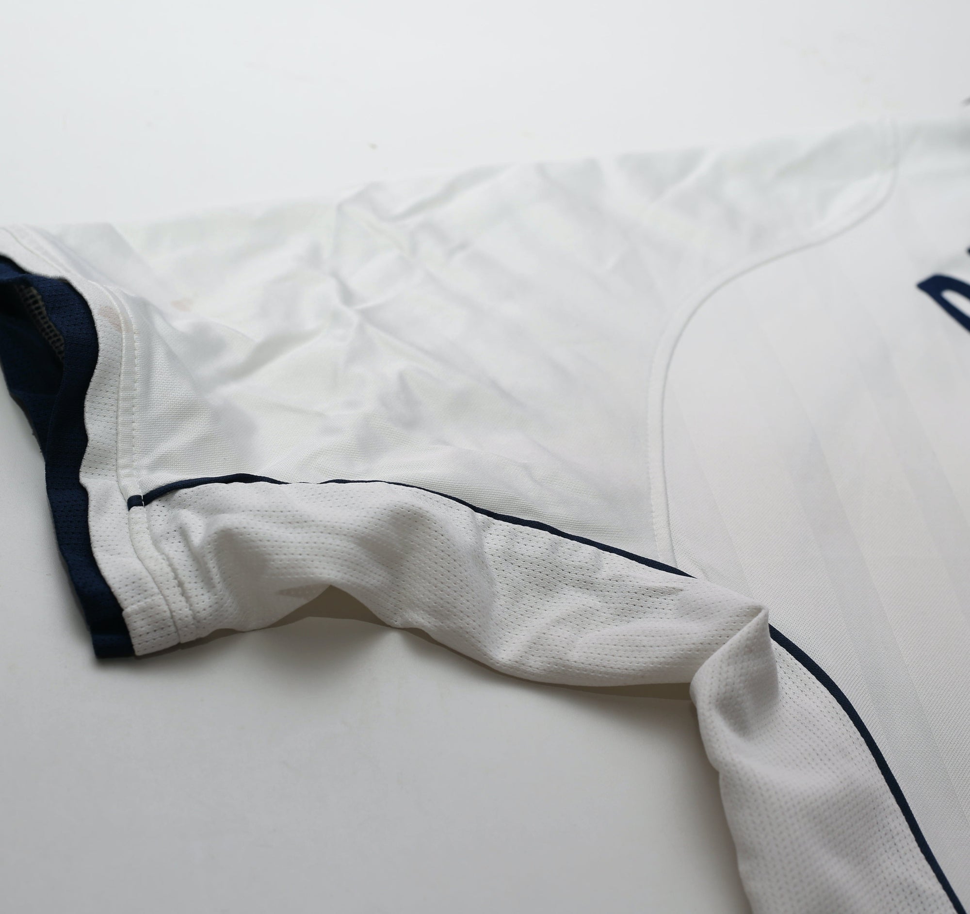 2001/03 BECKHAM #7 England Vintage Umbro Home Football Shirt (XL) 2002 WC