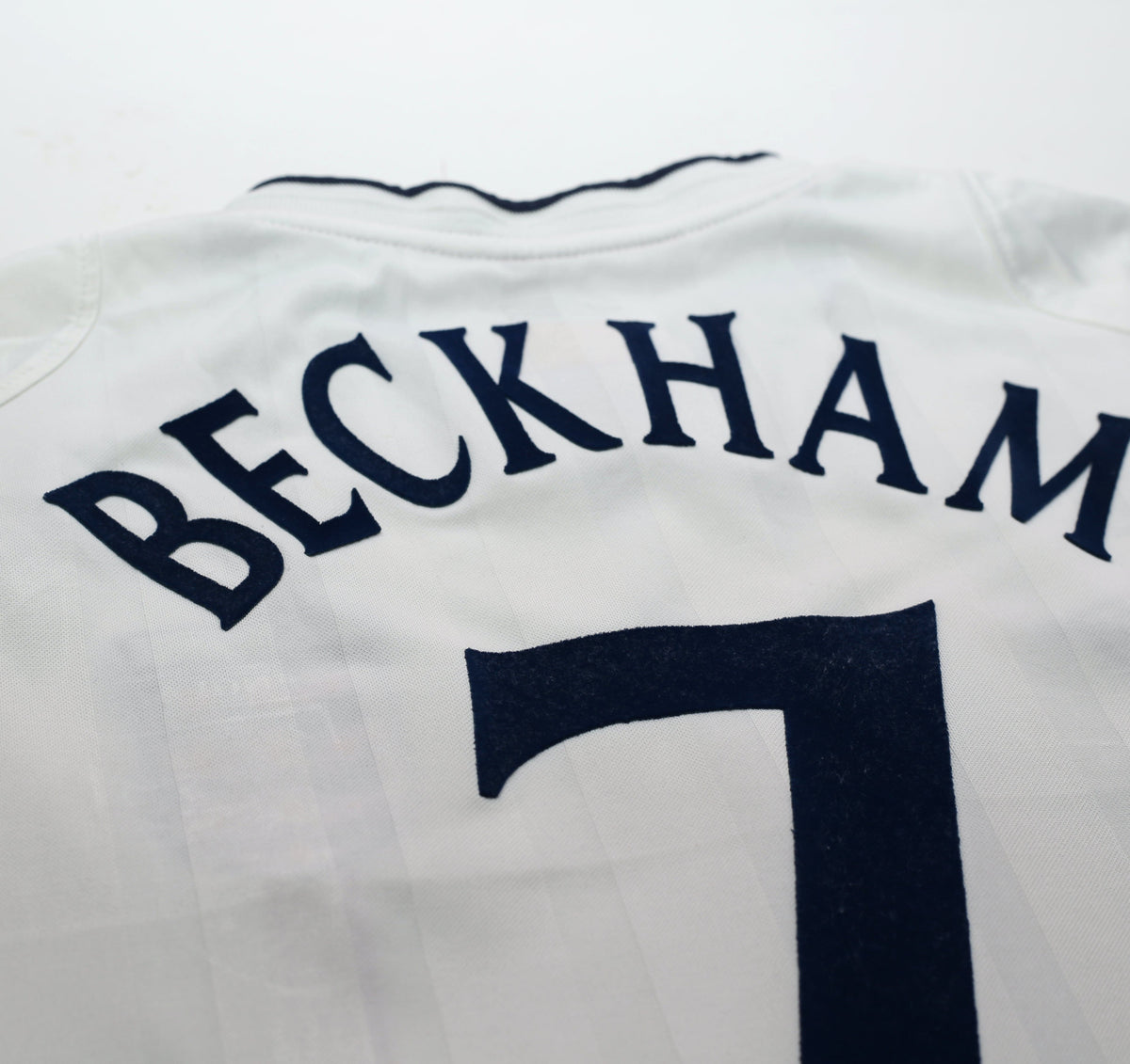 2001/03 BECKHAM #7 England Vintage Umbro Home Football Shirt (XL) 2002 WC