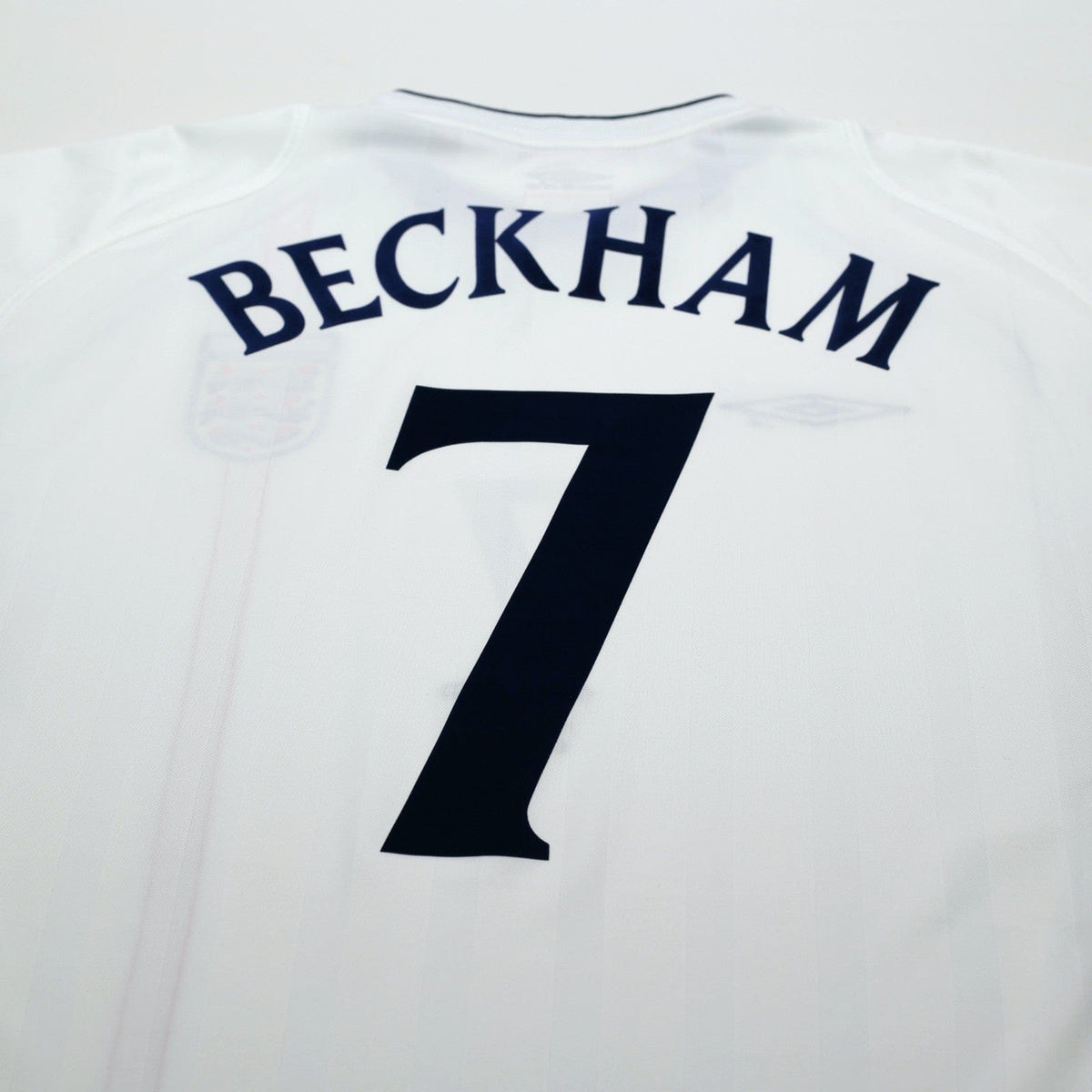 2001/03 Beckham #7 England Vintage Umbro Home Greece Football Shirt (L)