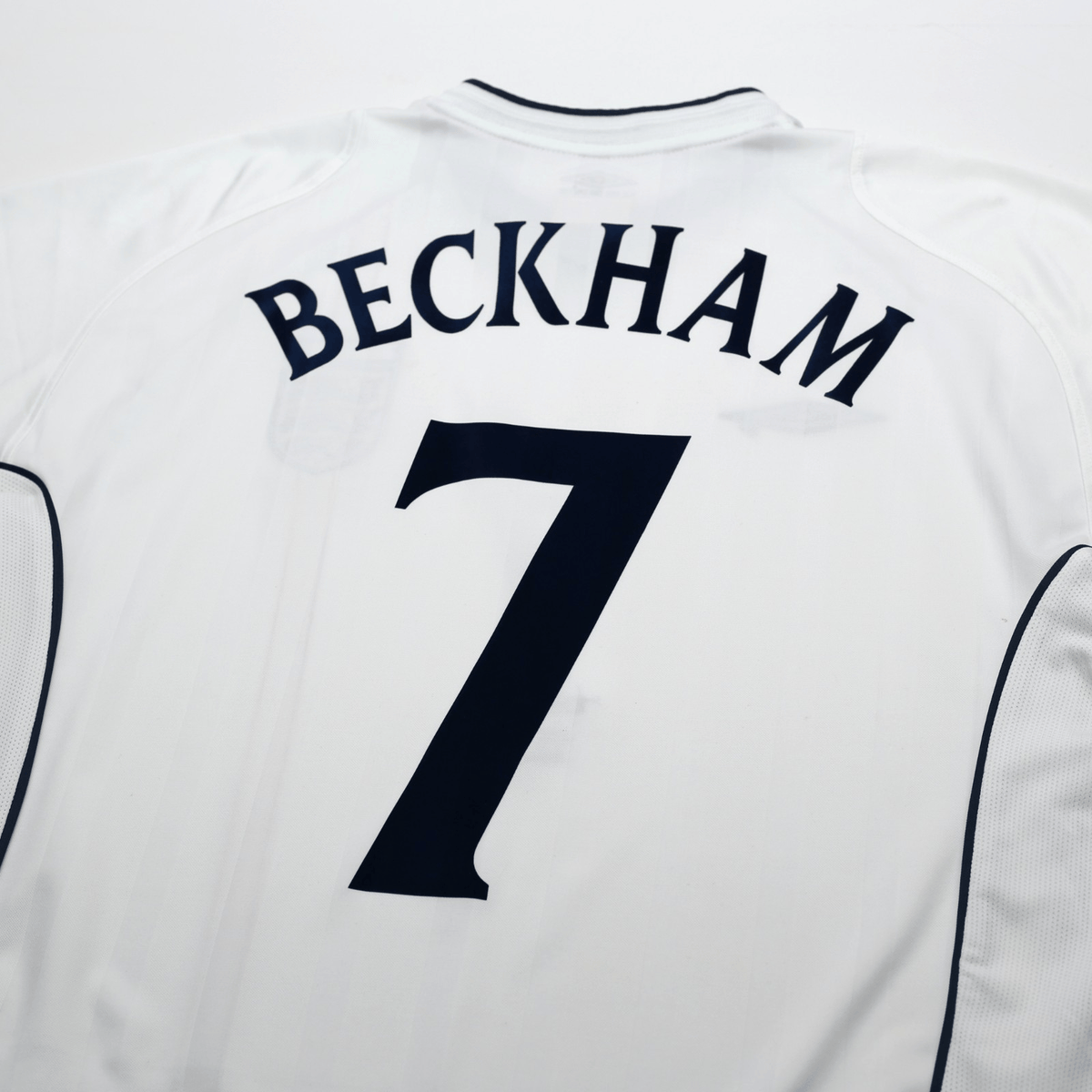 2001/03 Beckham #7 England Vintage Umbro Home Greece Football Shirt (L)