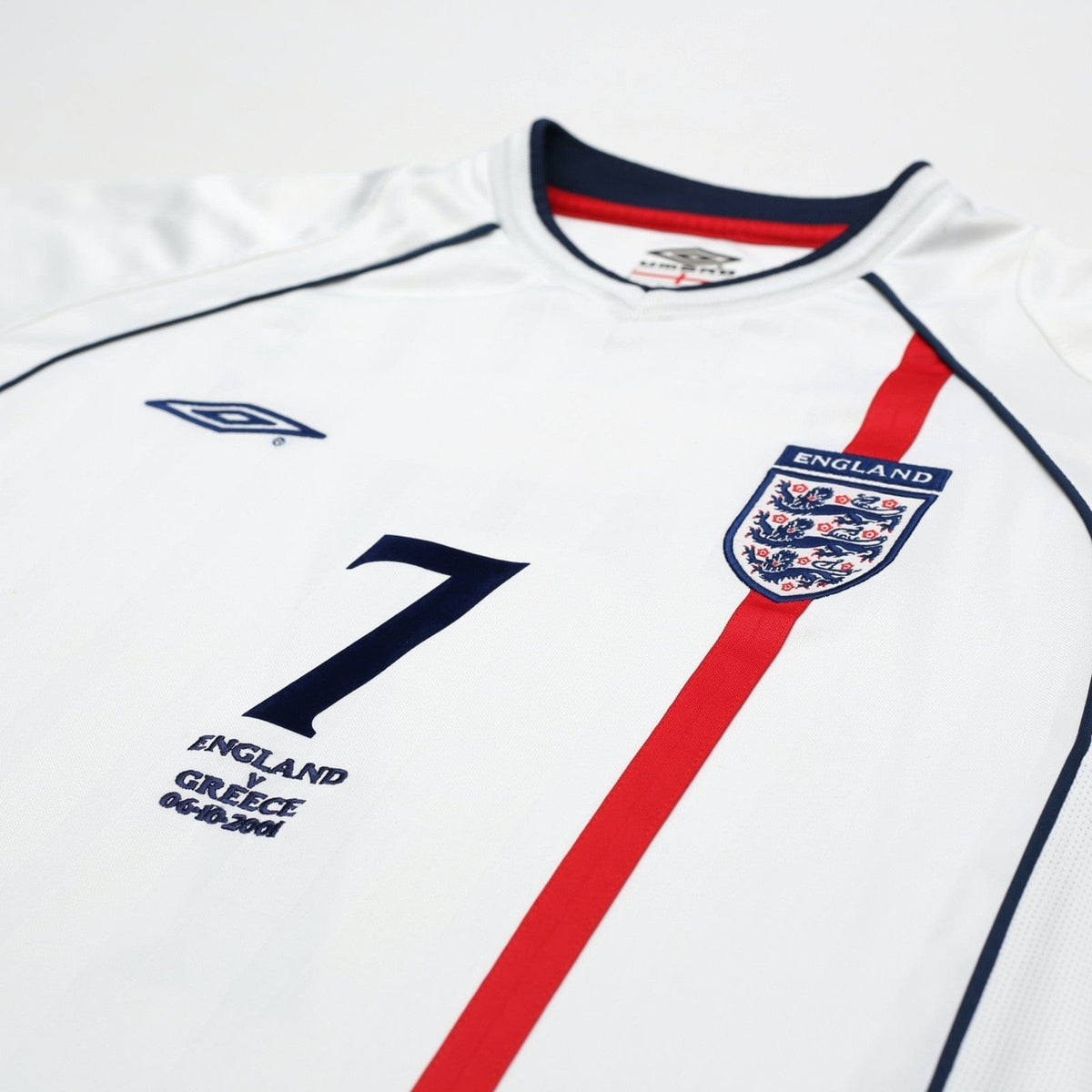 2001/03 Beckham #7 England Vintage Umbro Home Greece Football Shirt (L)