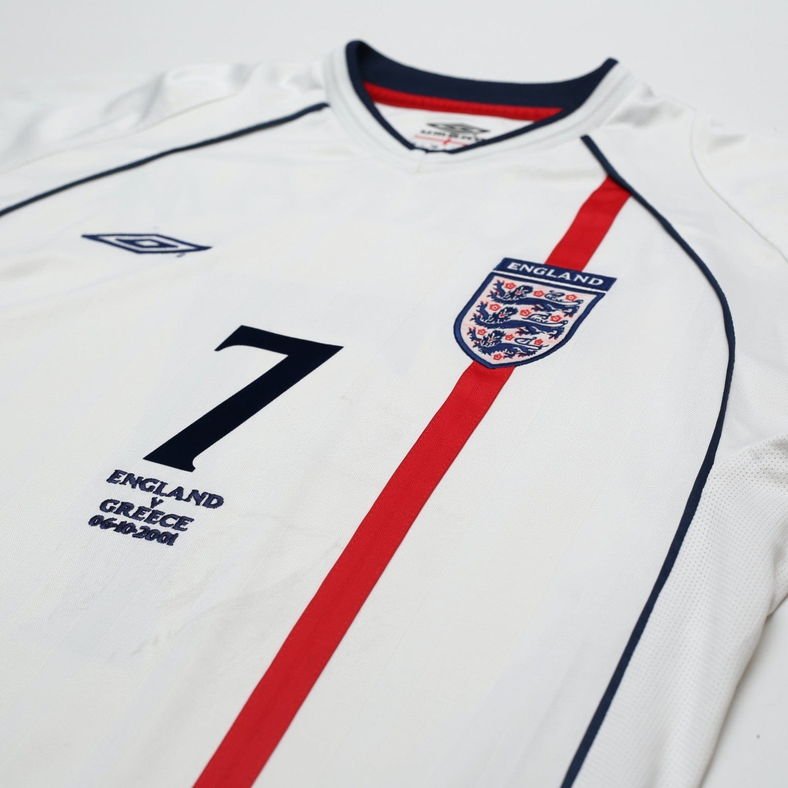 2001/03 Beckham #7 England Vintage Umbro Home Greece Football Shirt (L)