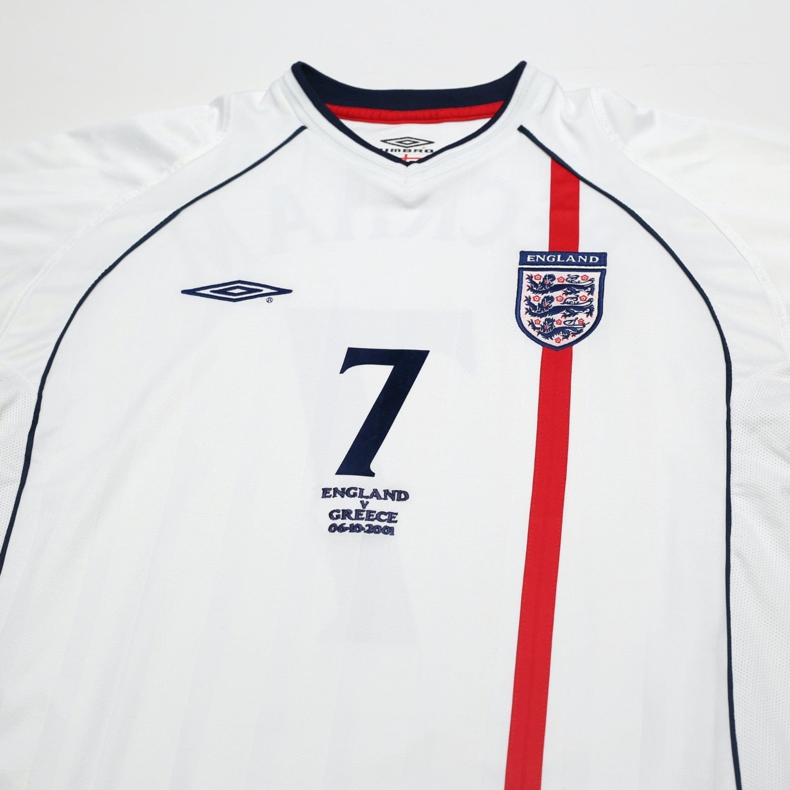2001/03 Beckham #7 England Vintage Umbro Home Greece Football Shirt (L)