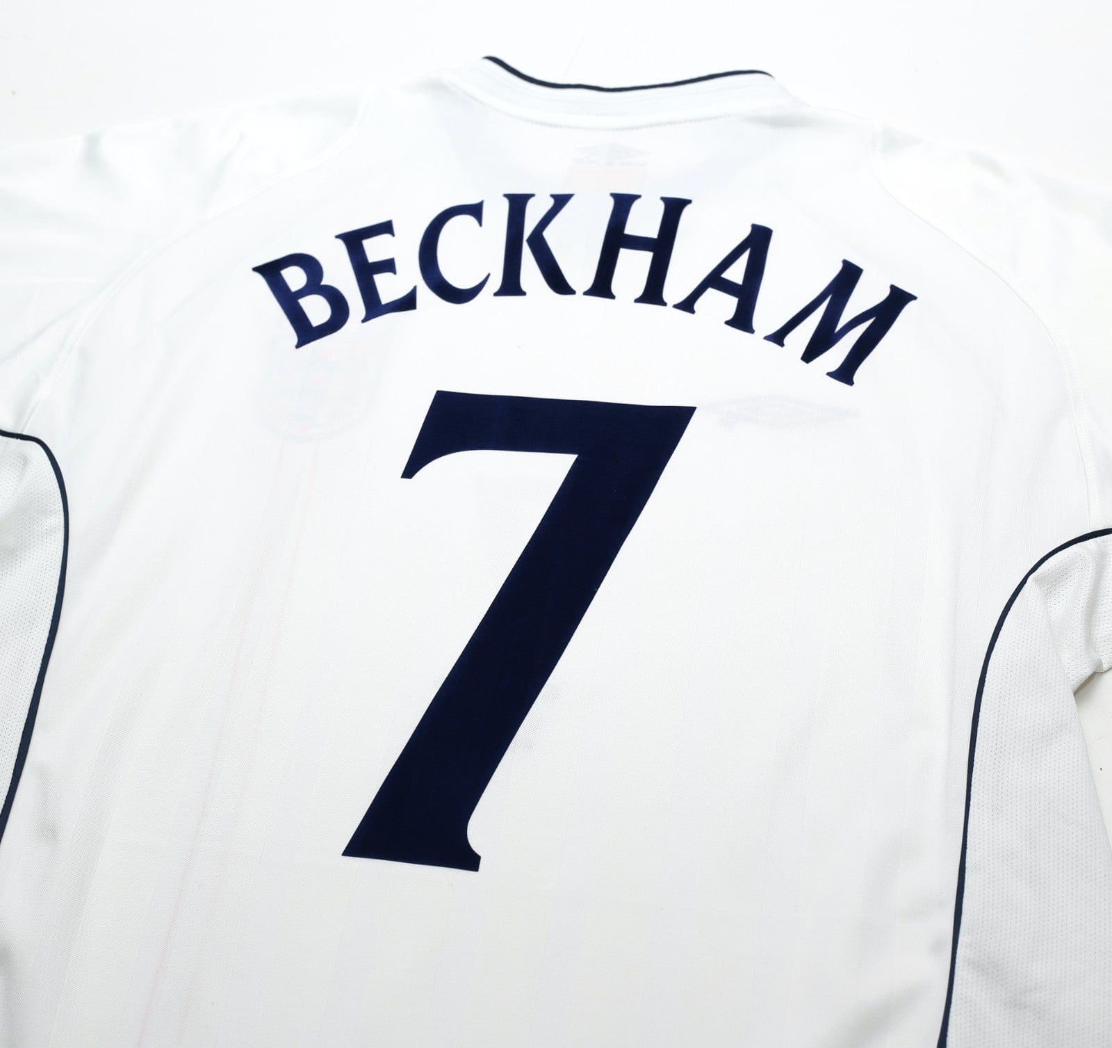 2001/03 BECKHAM #7 England Vintage Umbro Home Greece Football Shirt (L) WC 2002