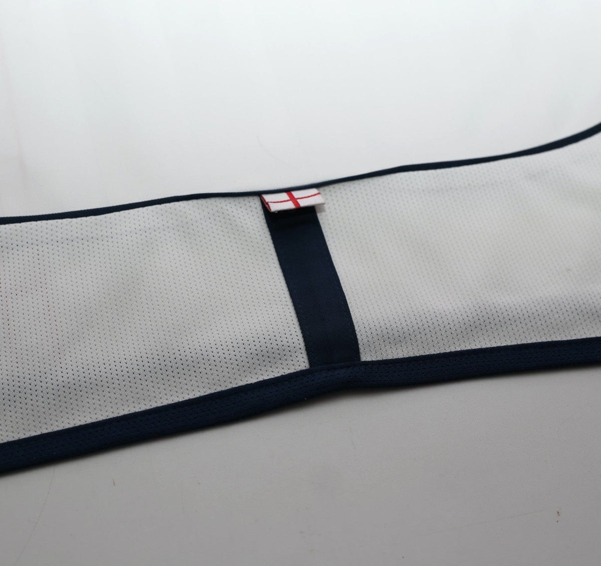 2001/03 BECKHAM #7 England Vintage Umbro Home Greece Football Shirt (L) WC 2002