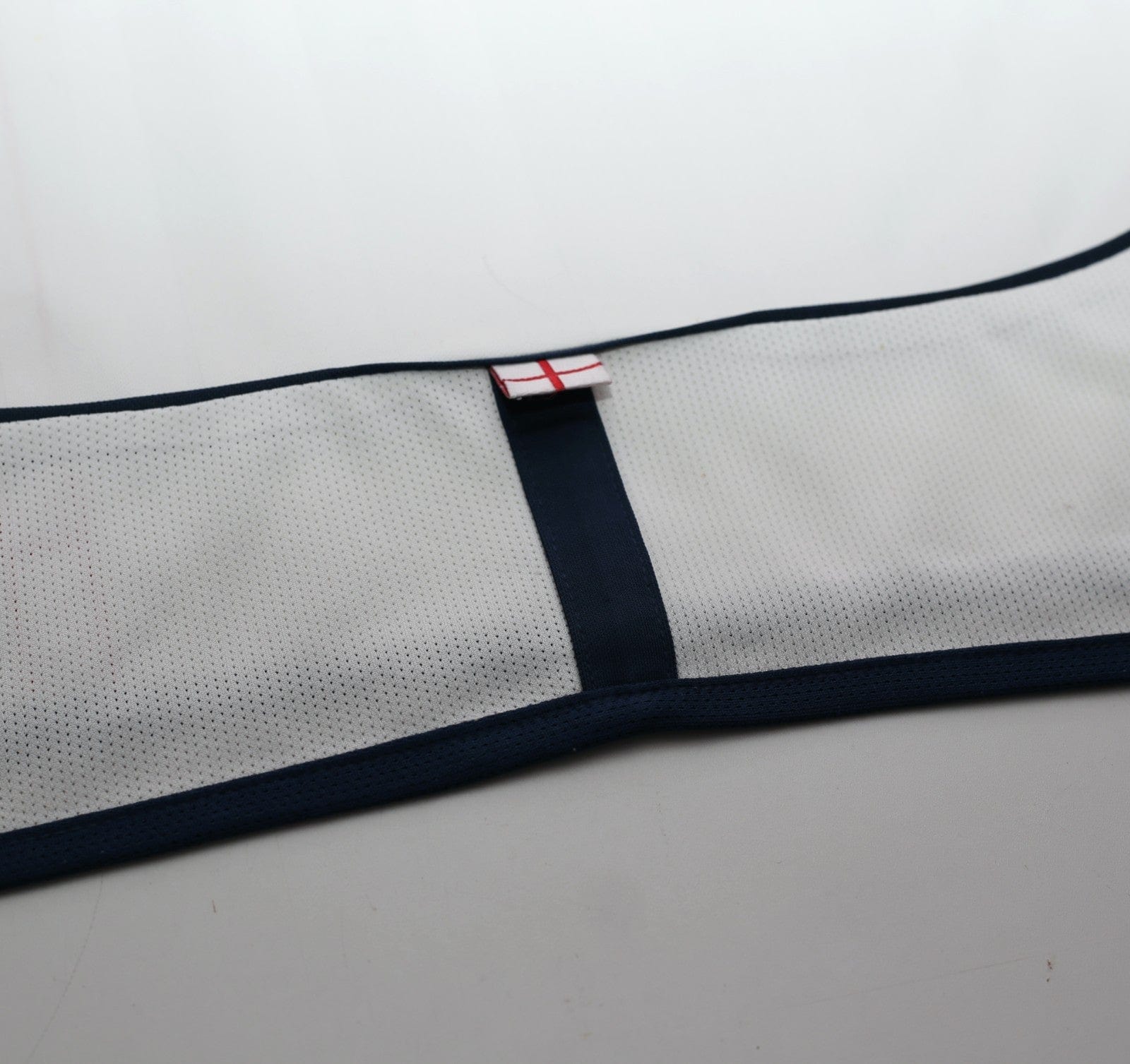 2001/03 BECKHAM #7 England Vintage Umbro Home Greece Football Shirt (L) WC 2002