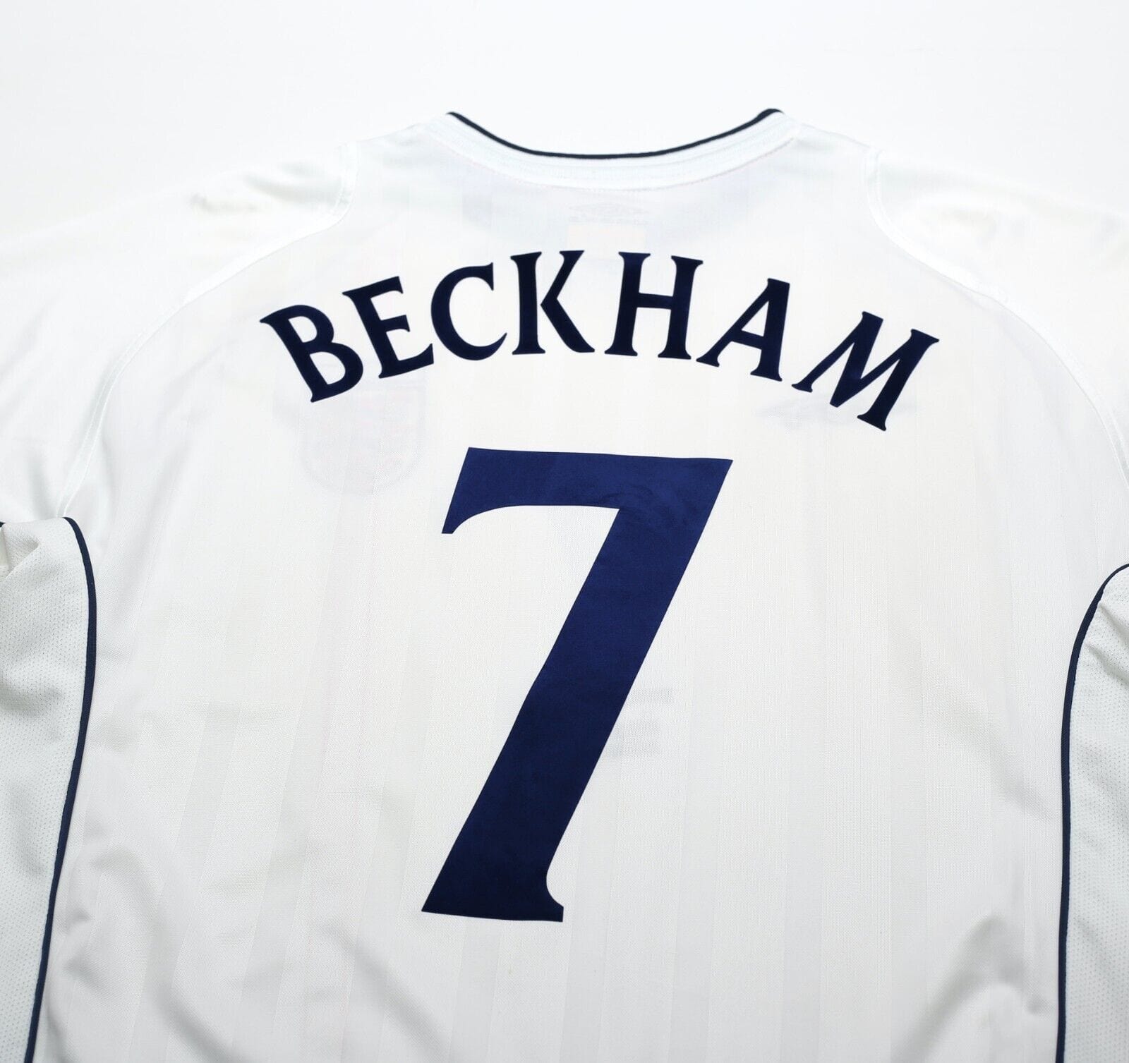 2001/03 BECKHAM #7 England Vintage Umbro Home Greece Football Shirt (L) WC 2002