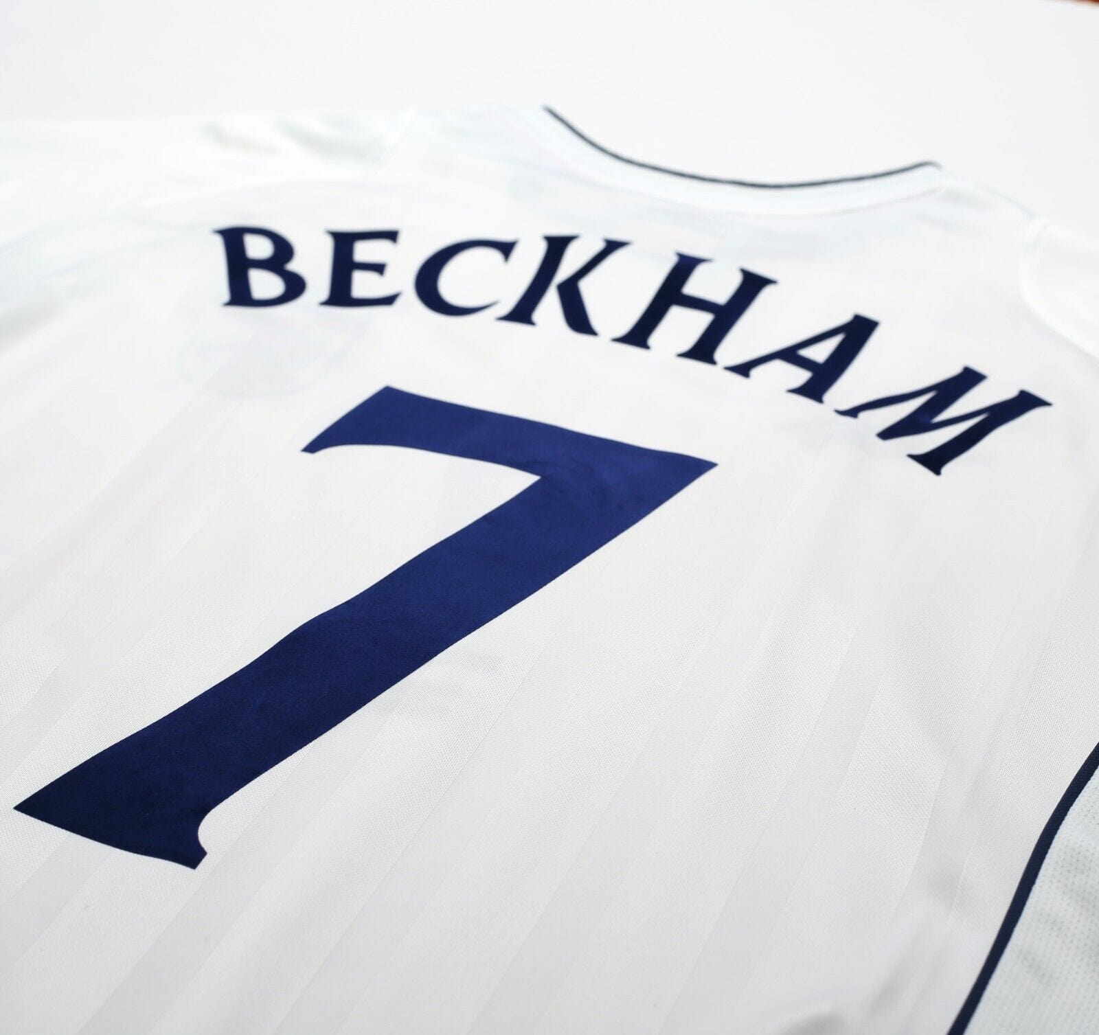 2001/03 BECKHAM #7 England Vintage Umbro Home Greece Football Shirt (L) WC 2002